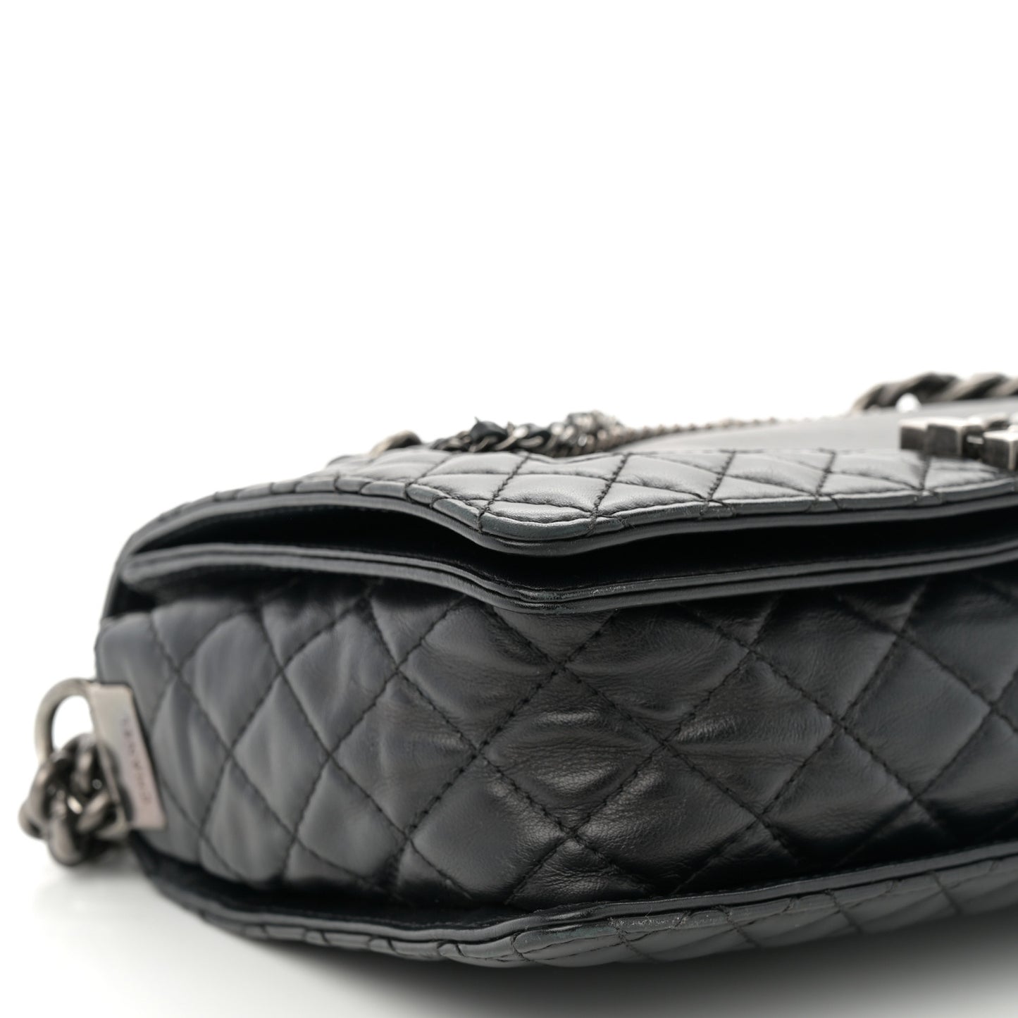 Calfskin Enchained New Medium Boy Flap Black