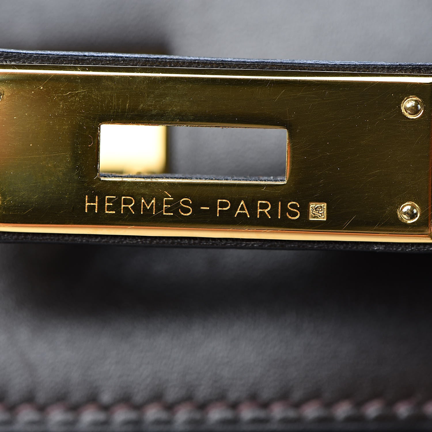 Hermes Box Kelly Sellier 35 Chocolate 8 of 44