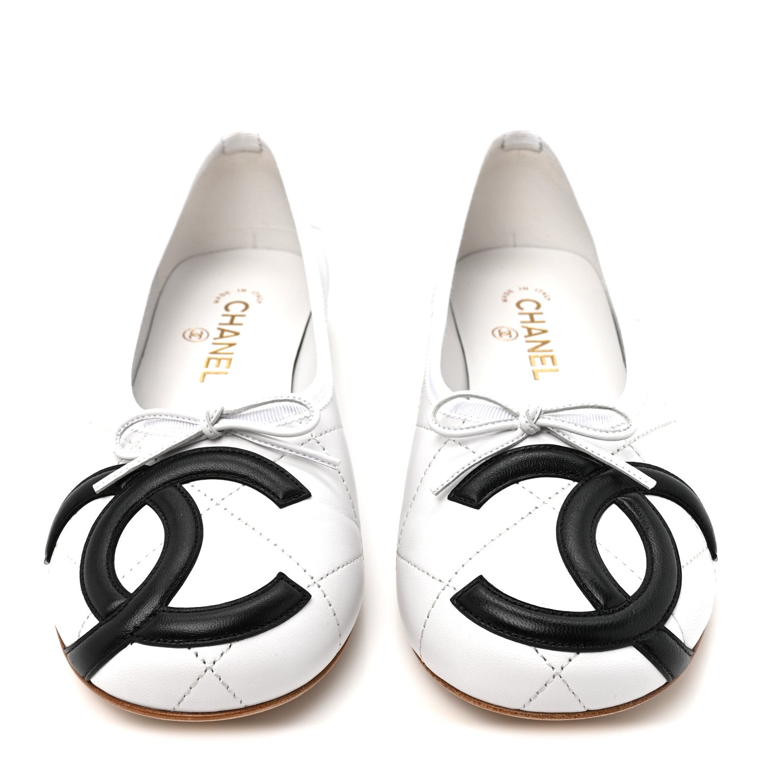 Chanel Lambskin Quilted CC Cambon Ballet Flats 39.5 White Black 3 of 10