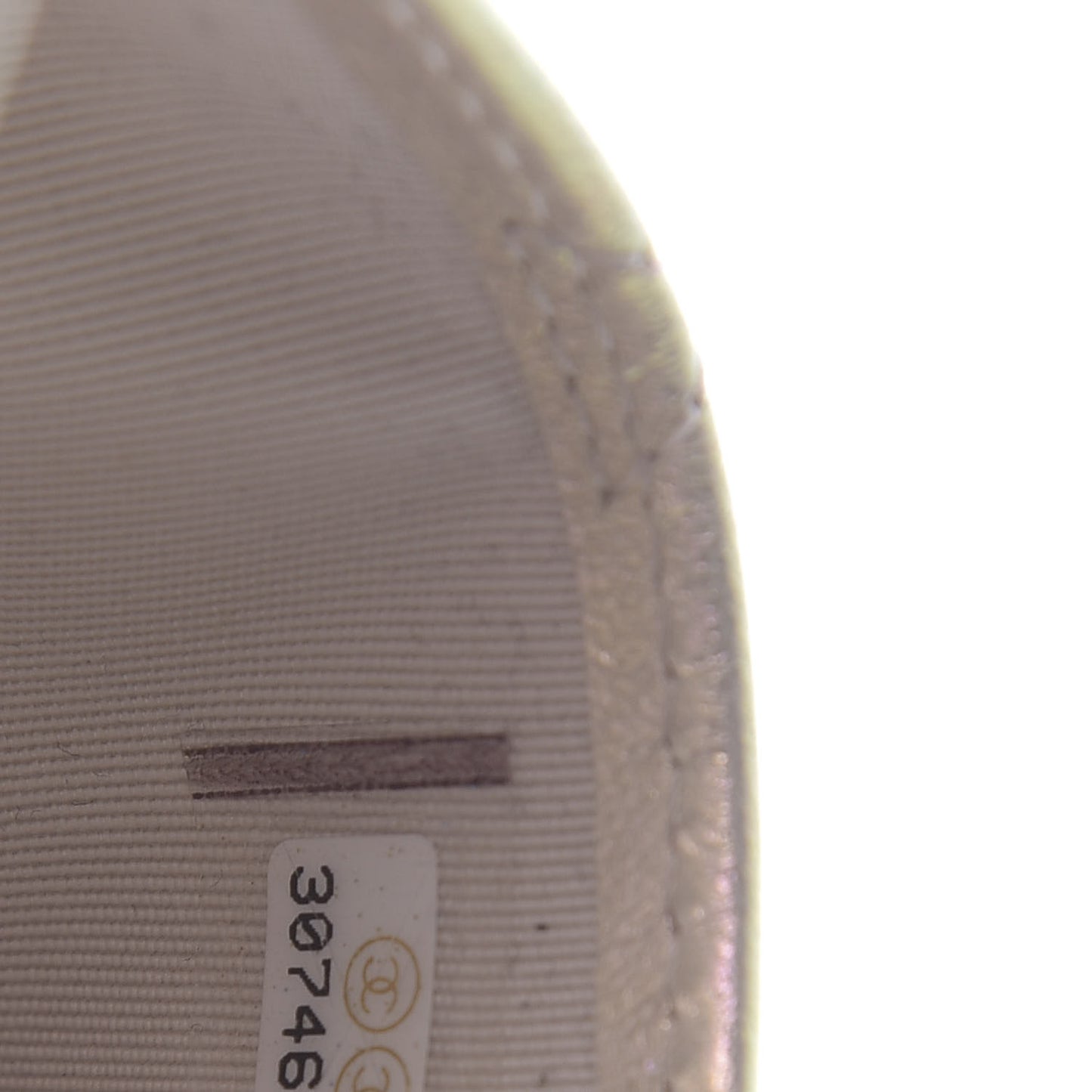 Iridescent Lambskin Quilted Card Holder Ivory