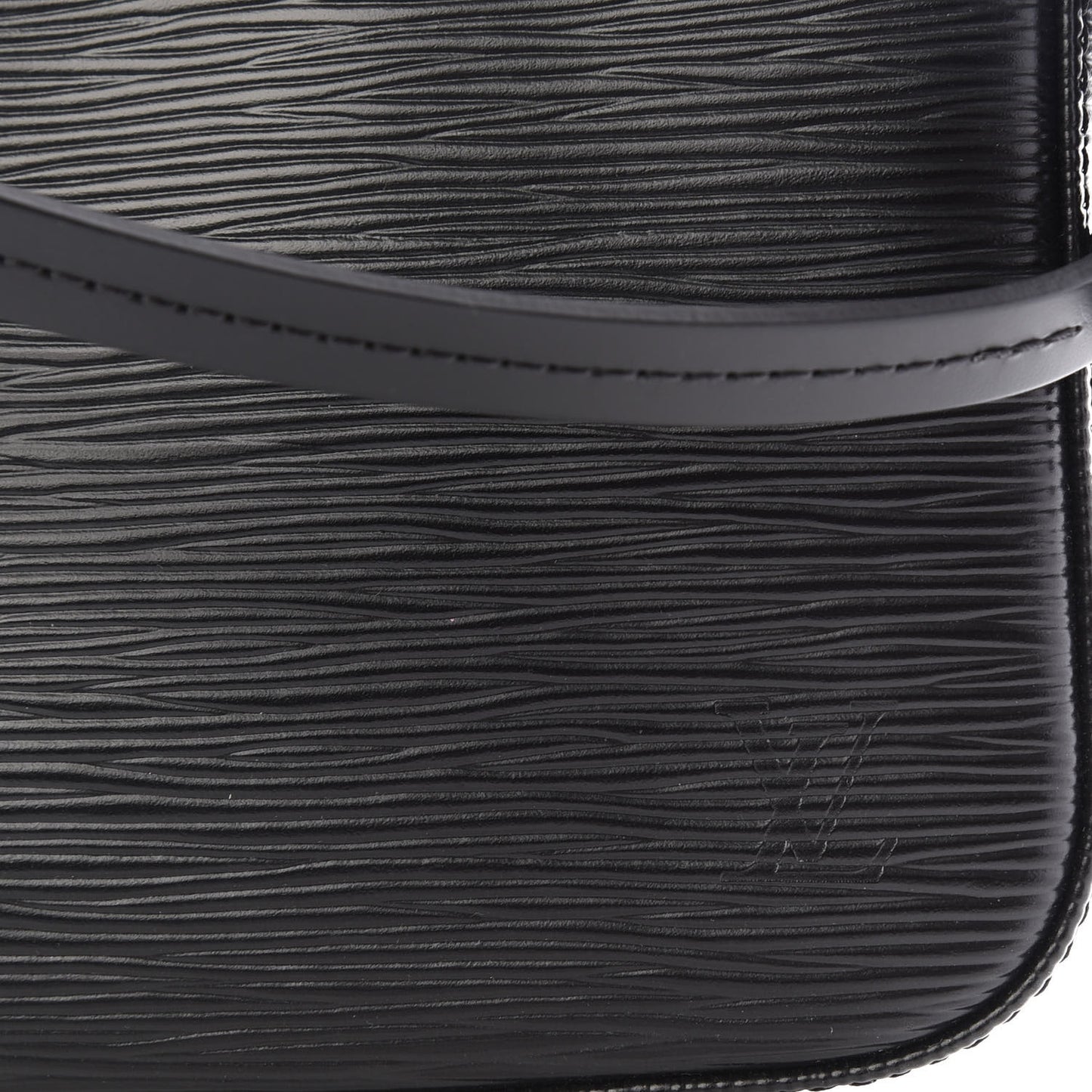Epi Pochette Accessories NM Black
