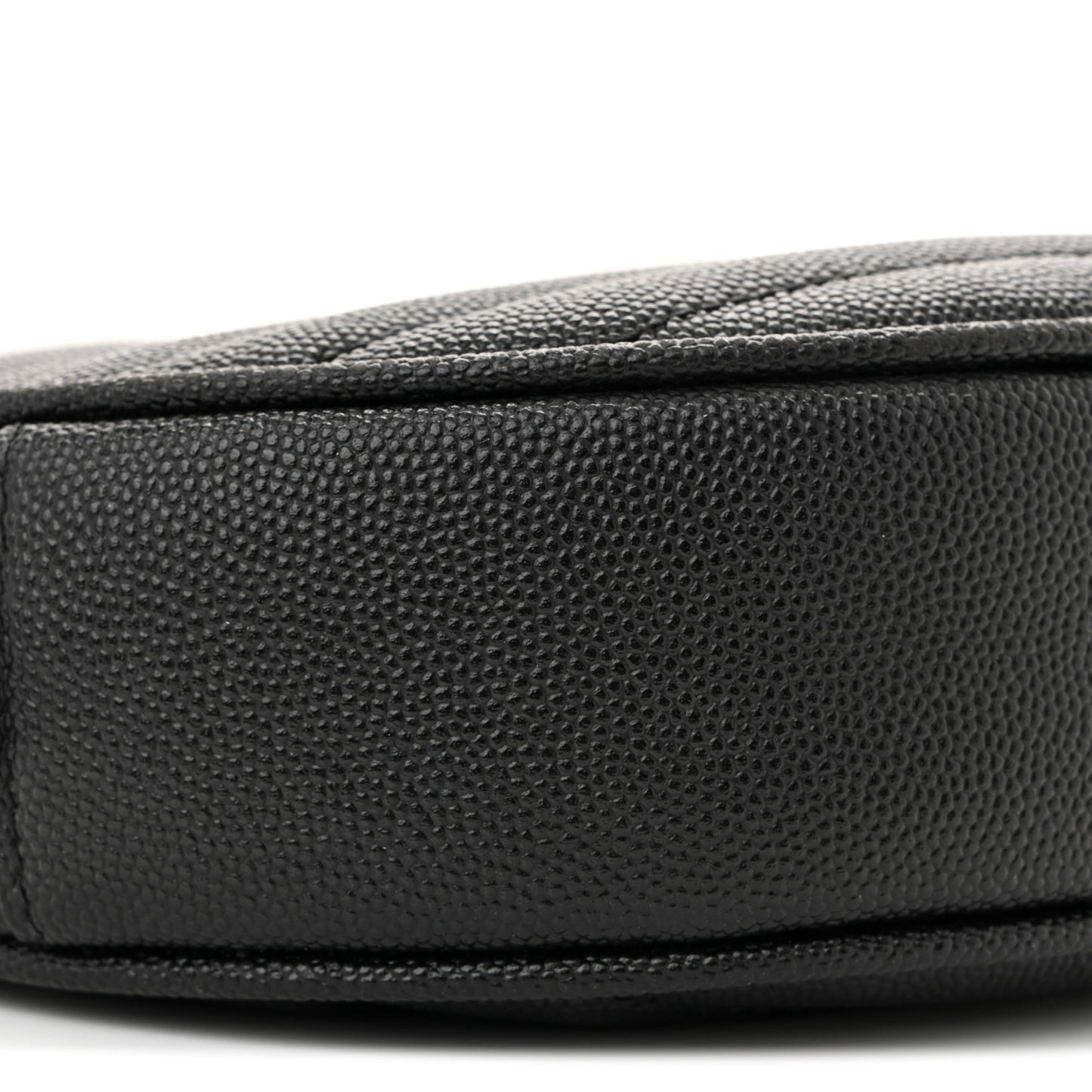 Grain De Poudre Matelasse Chevron Quilted Round Vinyle Camera Bag Black