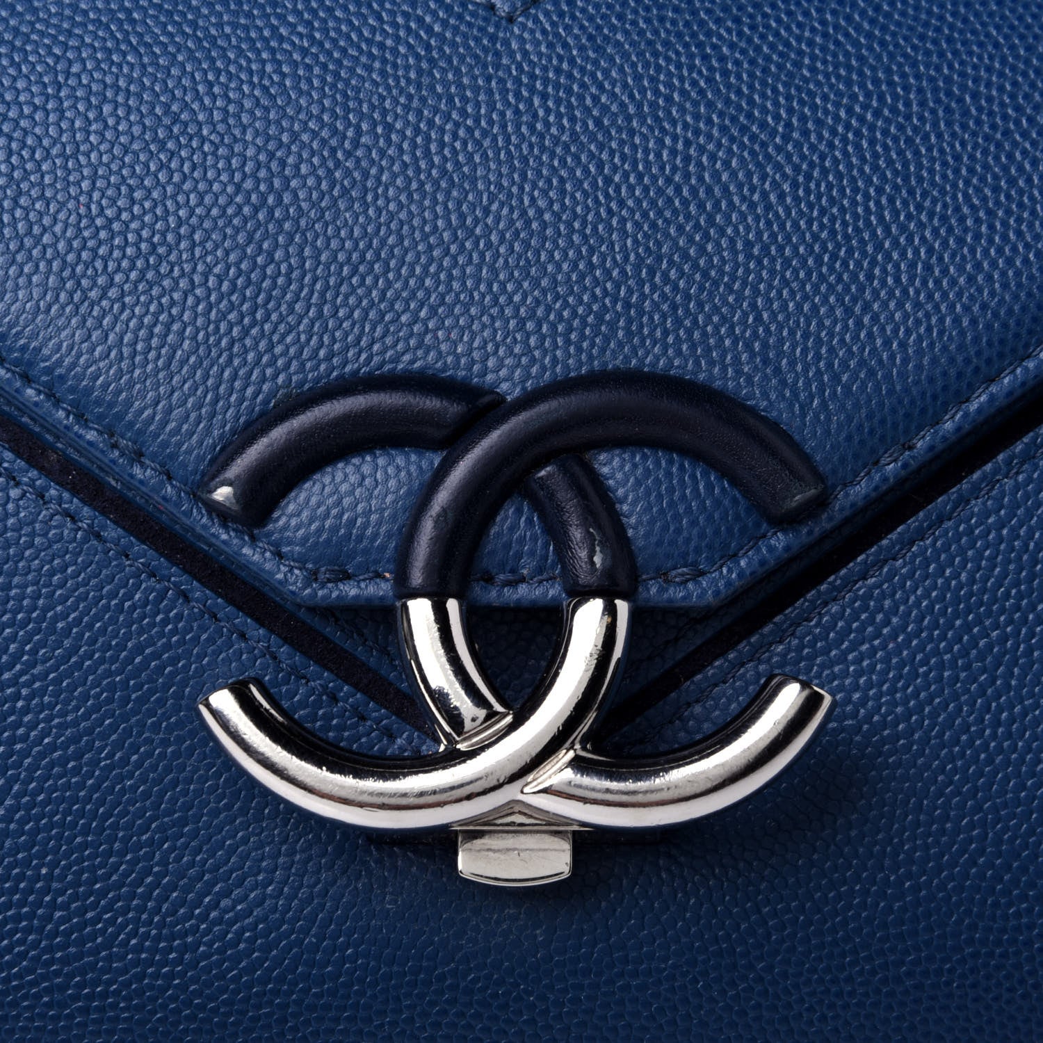 Chanel Caviar Macro Chevron Single Flap Blue 5 of 5