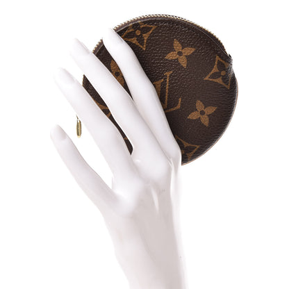 Louis Vuitton Monogram Round Coin Purse 2 of 7