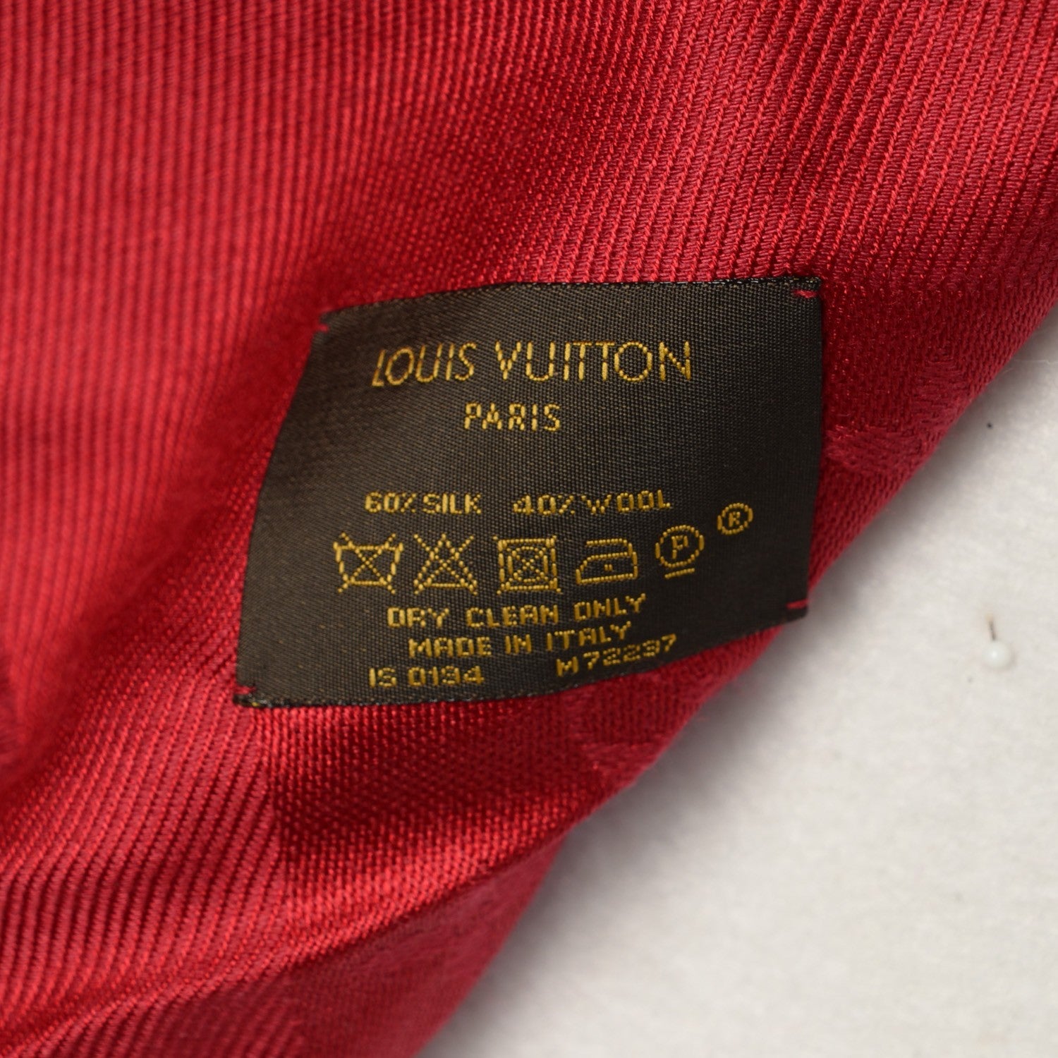 Louis Vuitton Silk Wool Monogram Shawl Pomme D'Amour 6 of 6