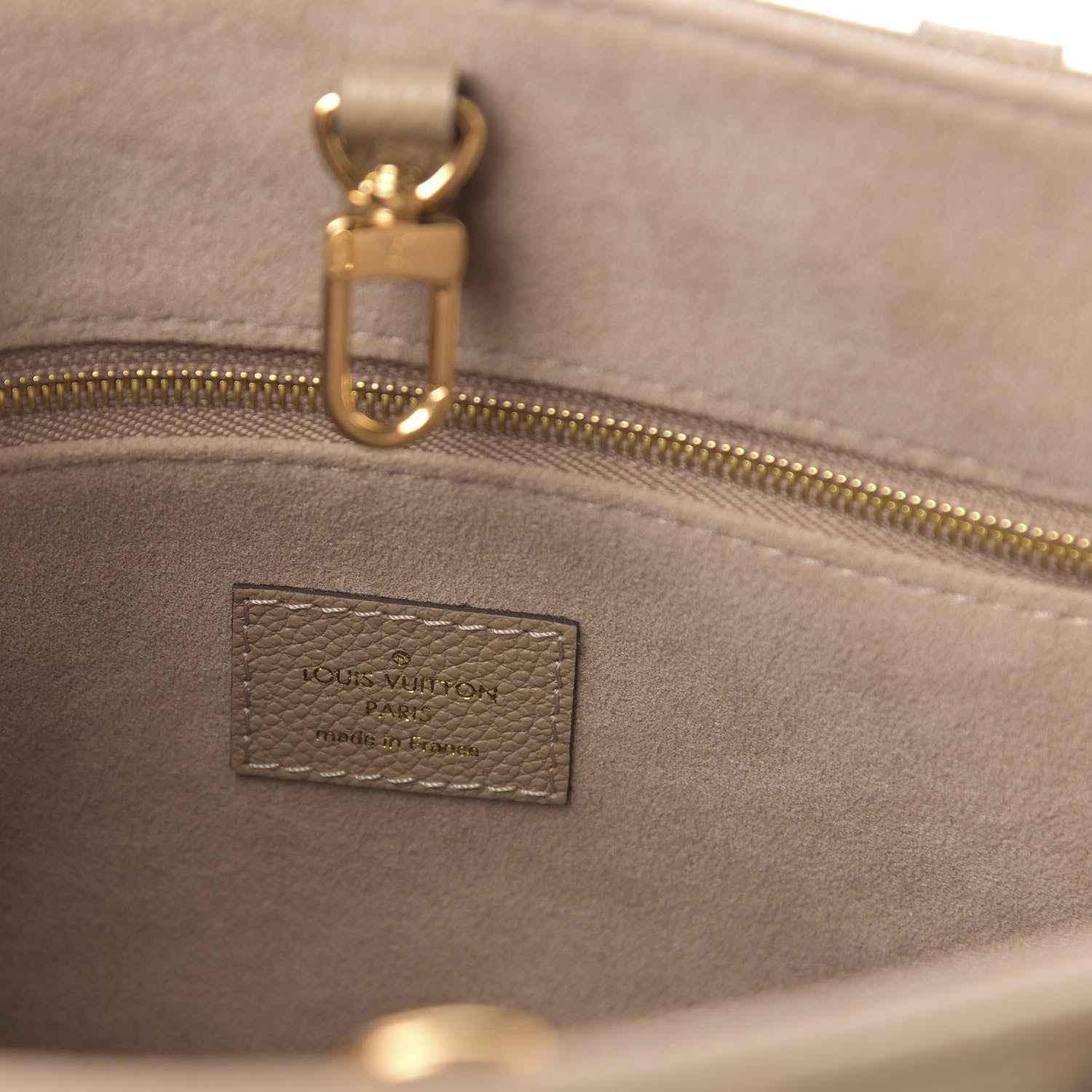 Louis Vuitton Empreinte Monogram Giant Onthego PM Tourterelle Creme 6 of 10