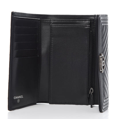 Chanel Calfskin Chevron Quilted Medium Boy Flap Wallet Black 5 of 8