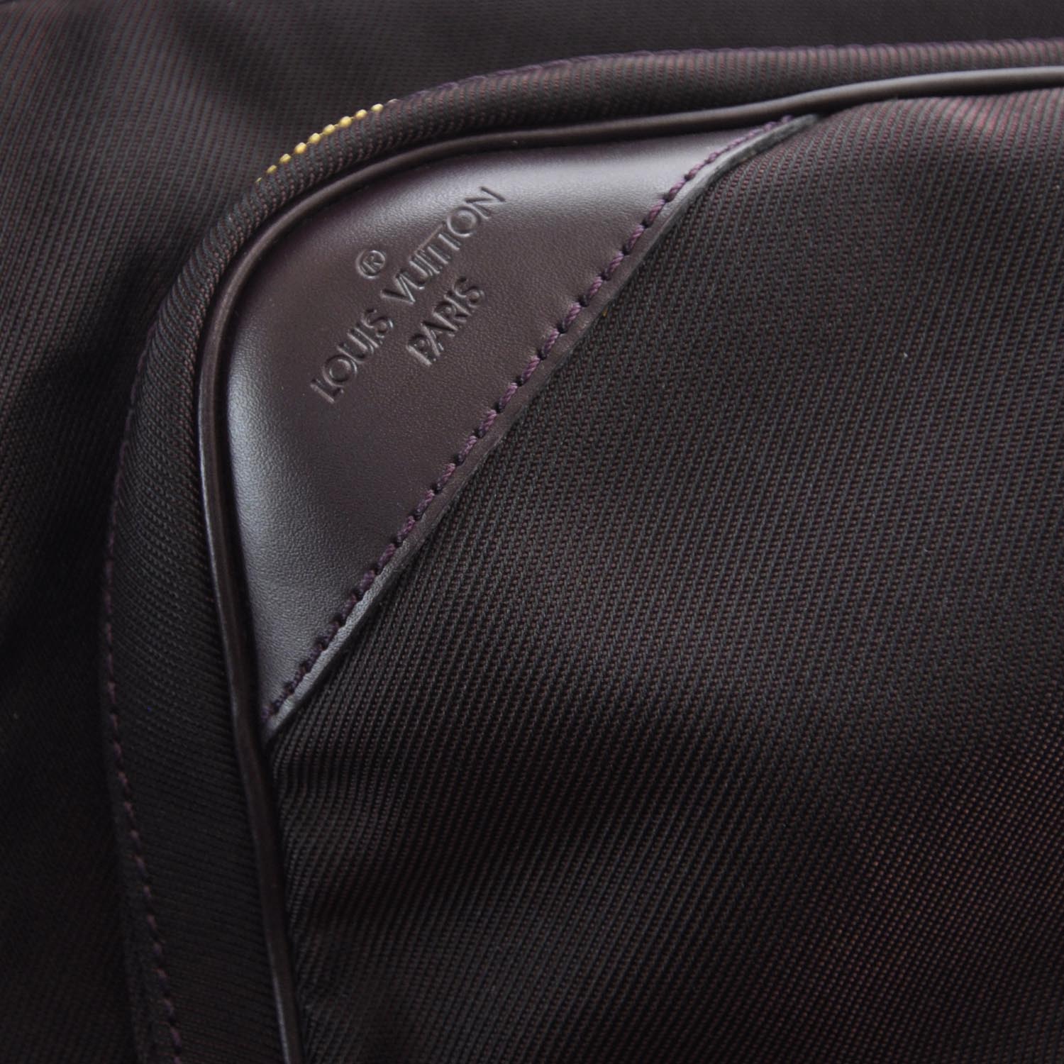 Louis Vuitton Taiga 5 Hanger Garment Carrier 4 of 7