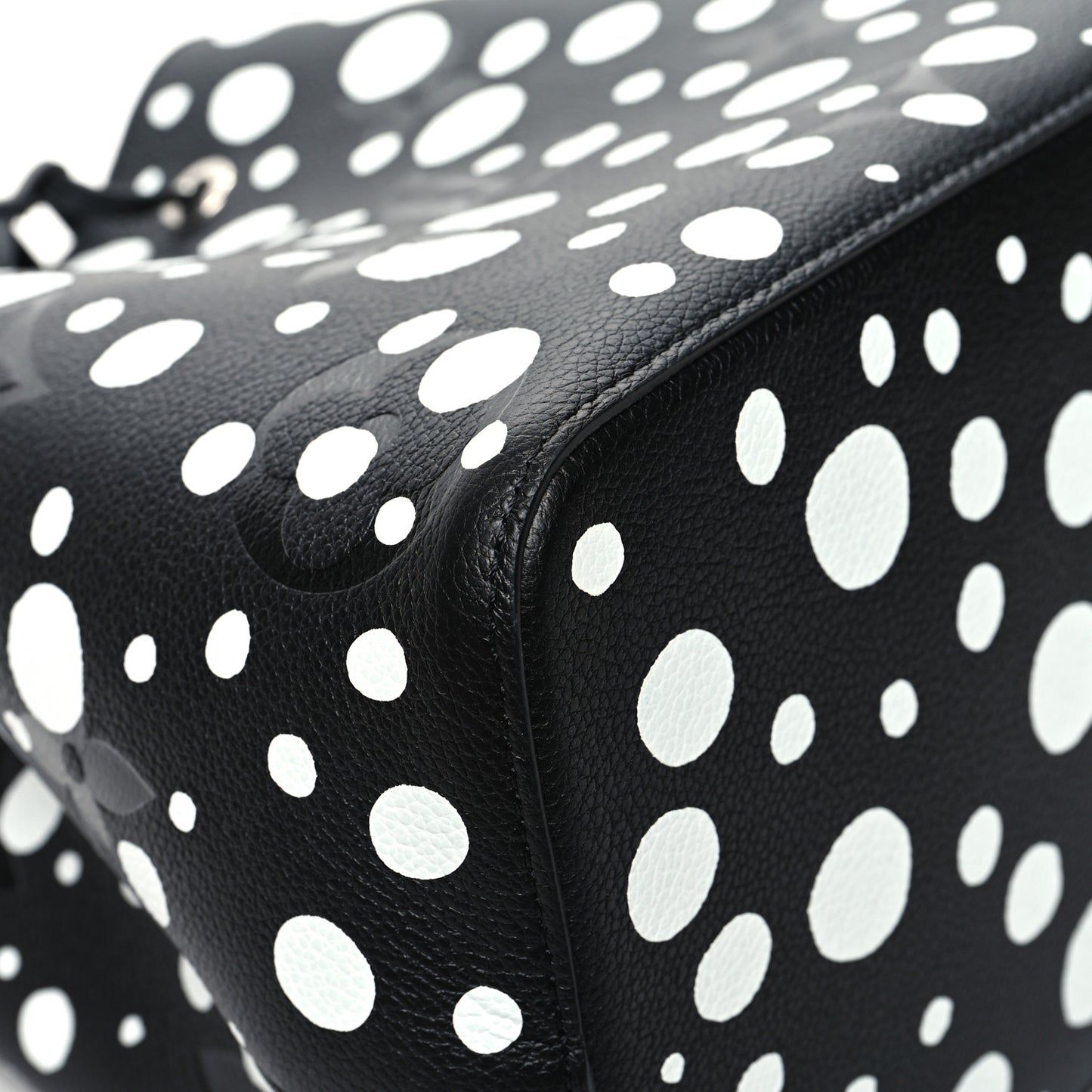 LV X YK Empreinte Neonoe MM Black White