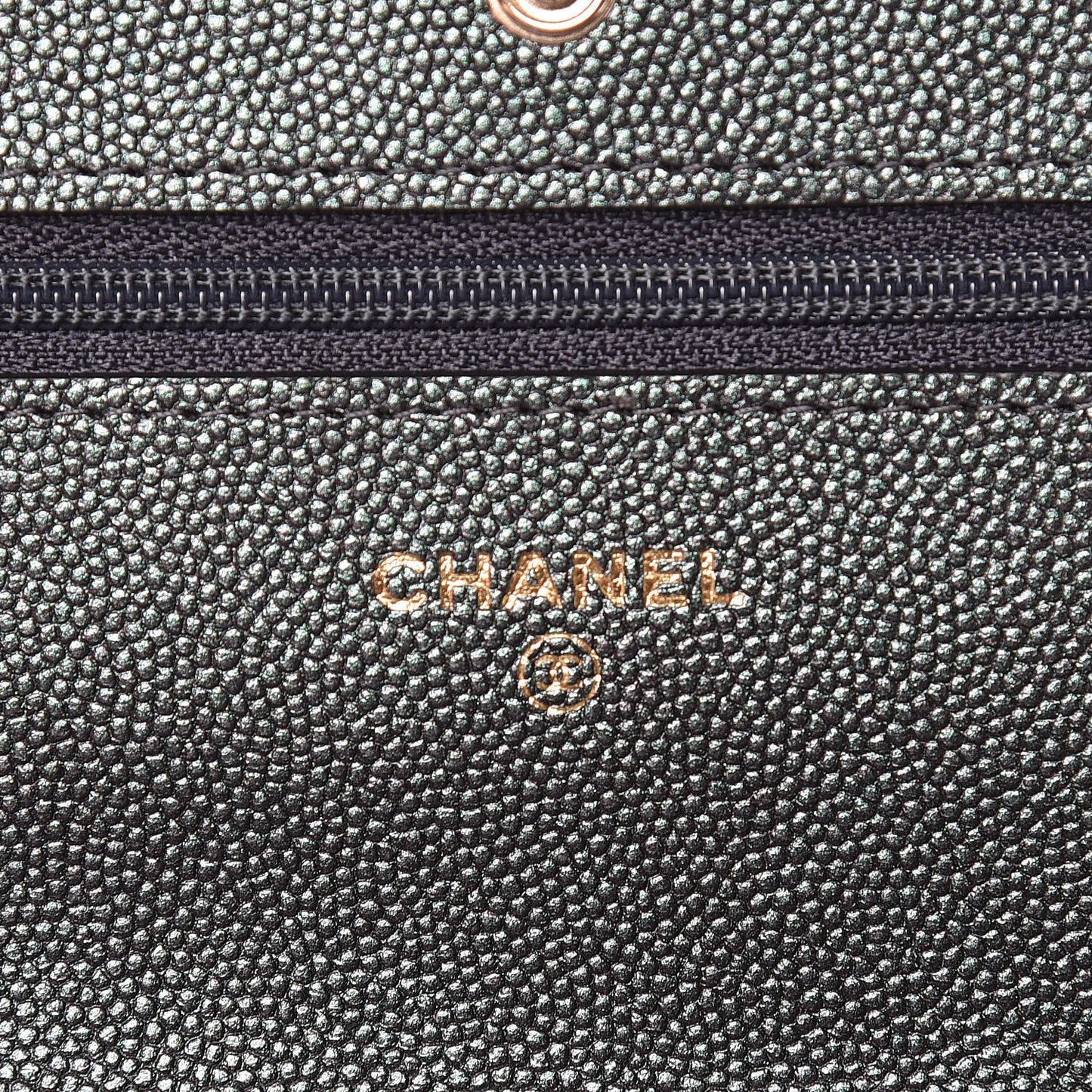 Iridescent Caviar Quilted Wallet On Chain WOC Black