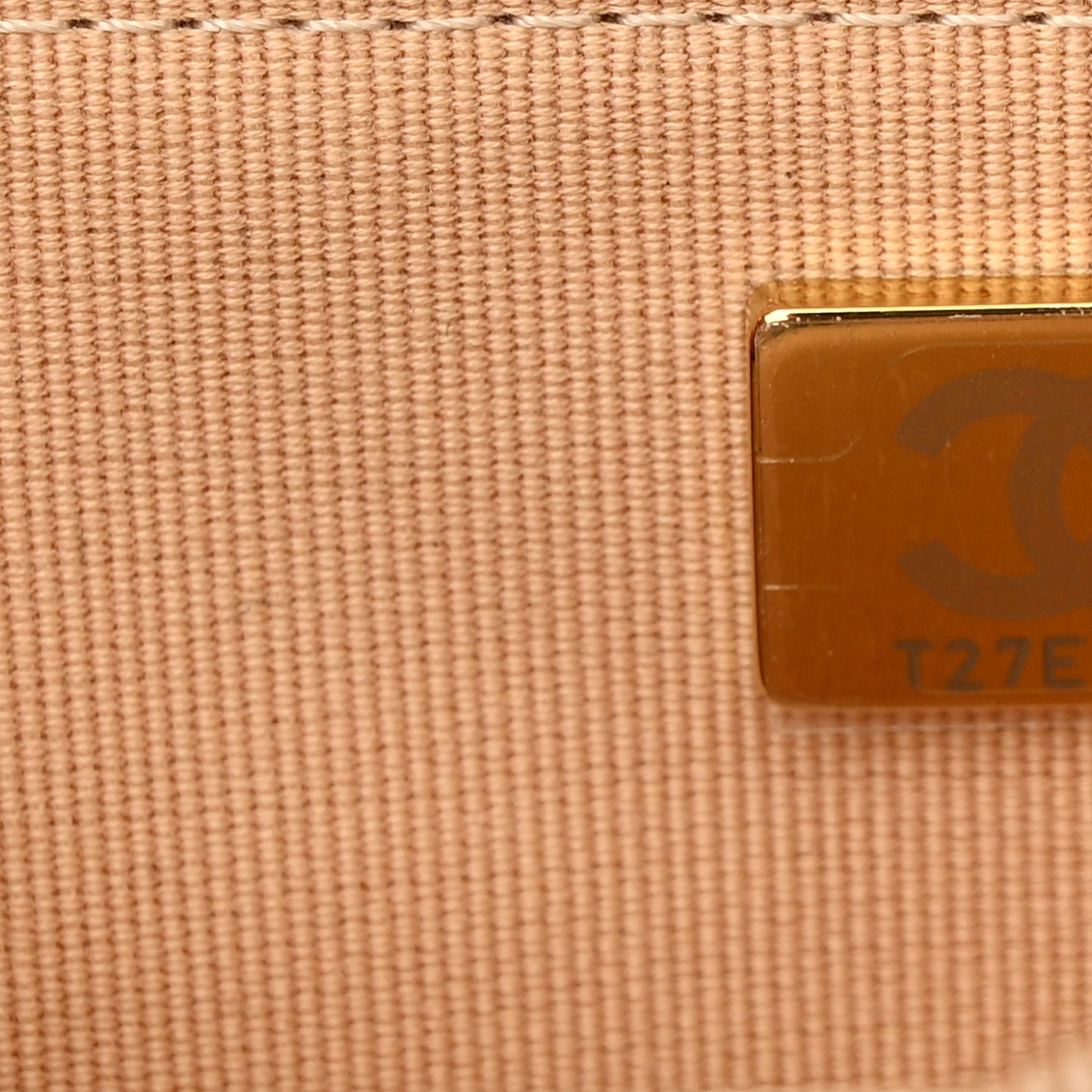Caviar Quilted Wallet On Chain WOC Beige