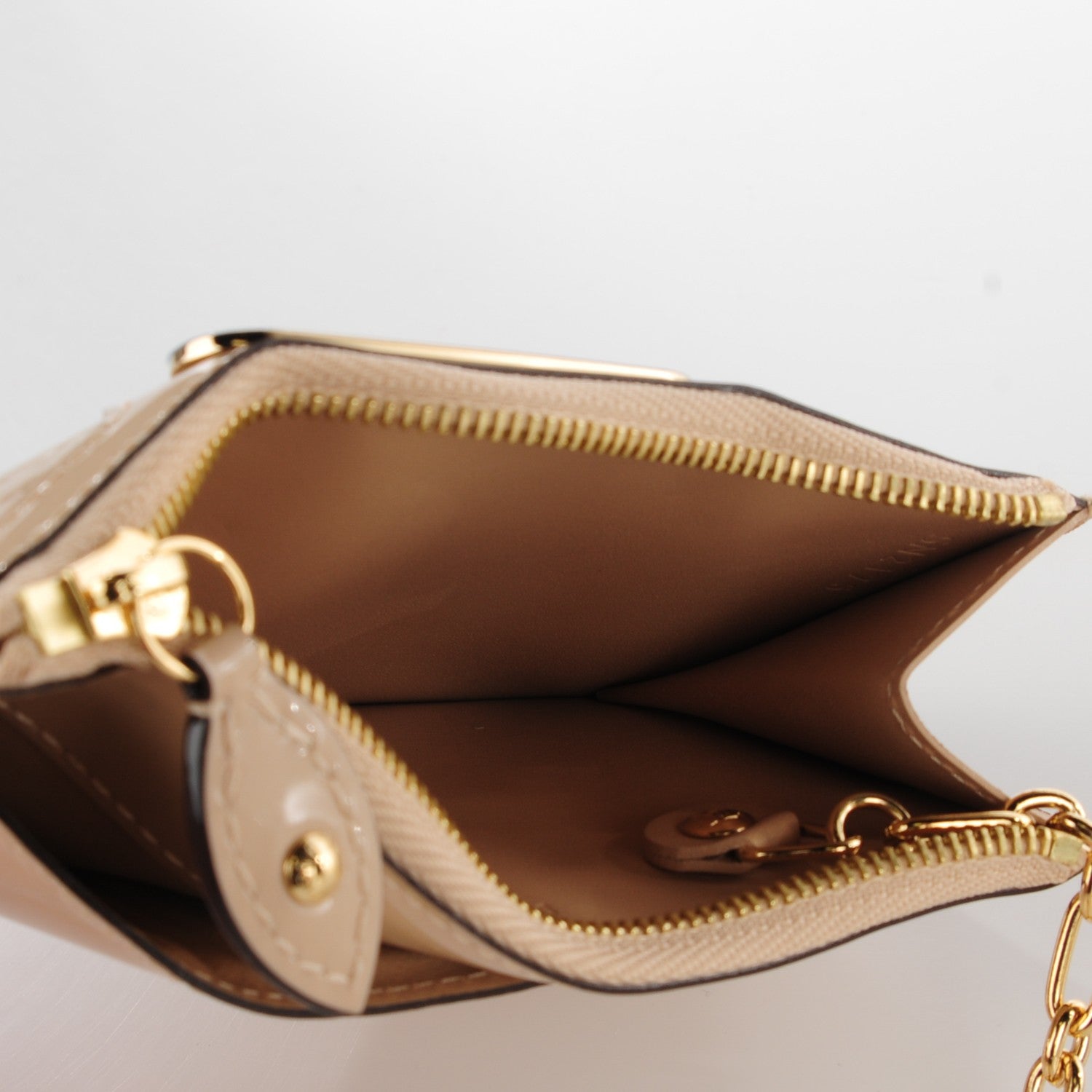 Louis Vuitton Vernis Key Pouch Dune 7 of 7