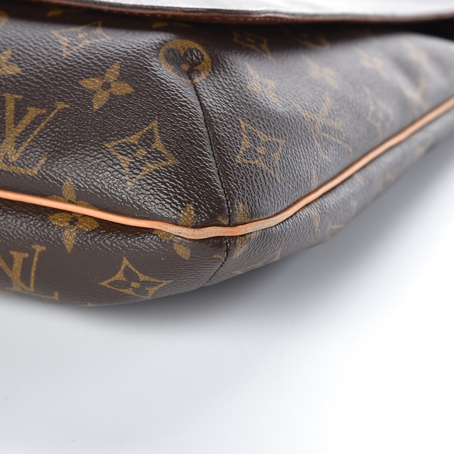 Louis Vuitton Monogram Musette GM 9 of 9