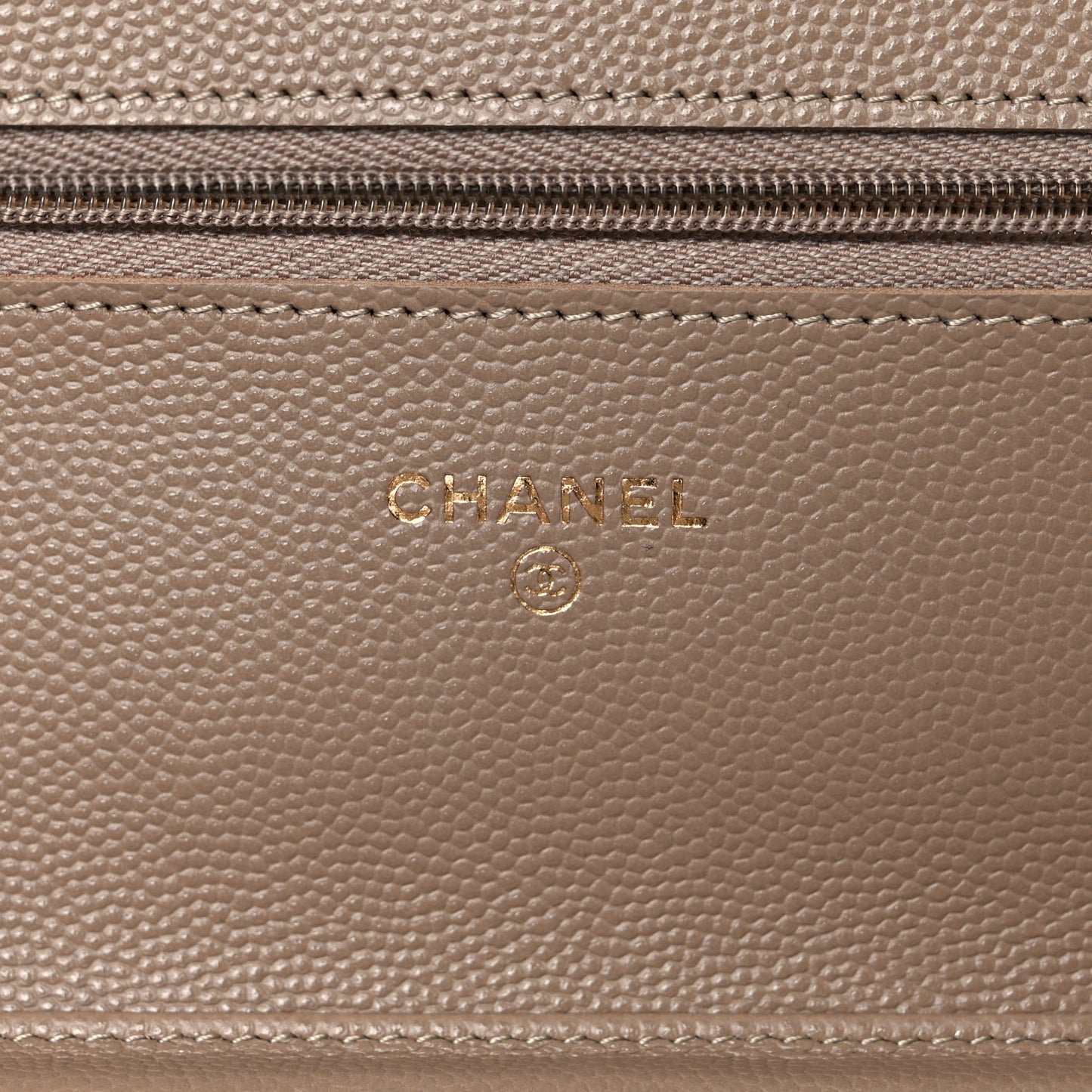 Caviar Quilted Wallet On Chain WOC Beige