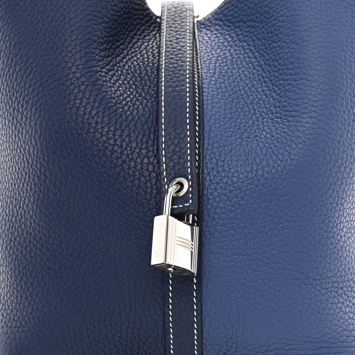 Taurillon Clemence Casaque Picotin Lock 22 MM Bleu Saphir Bleu Brighton