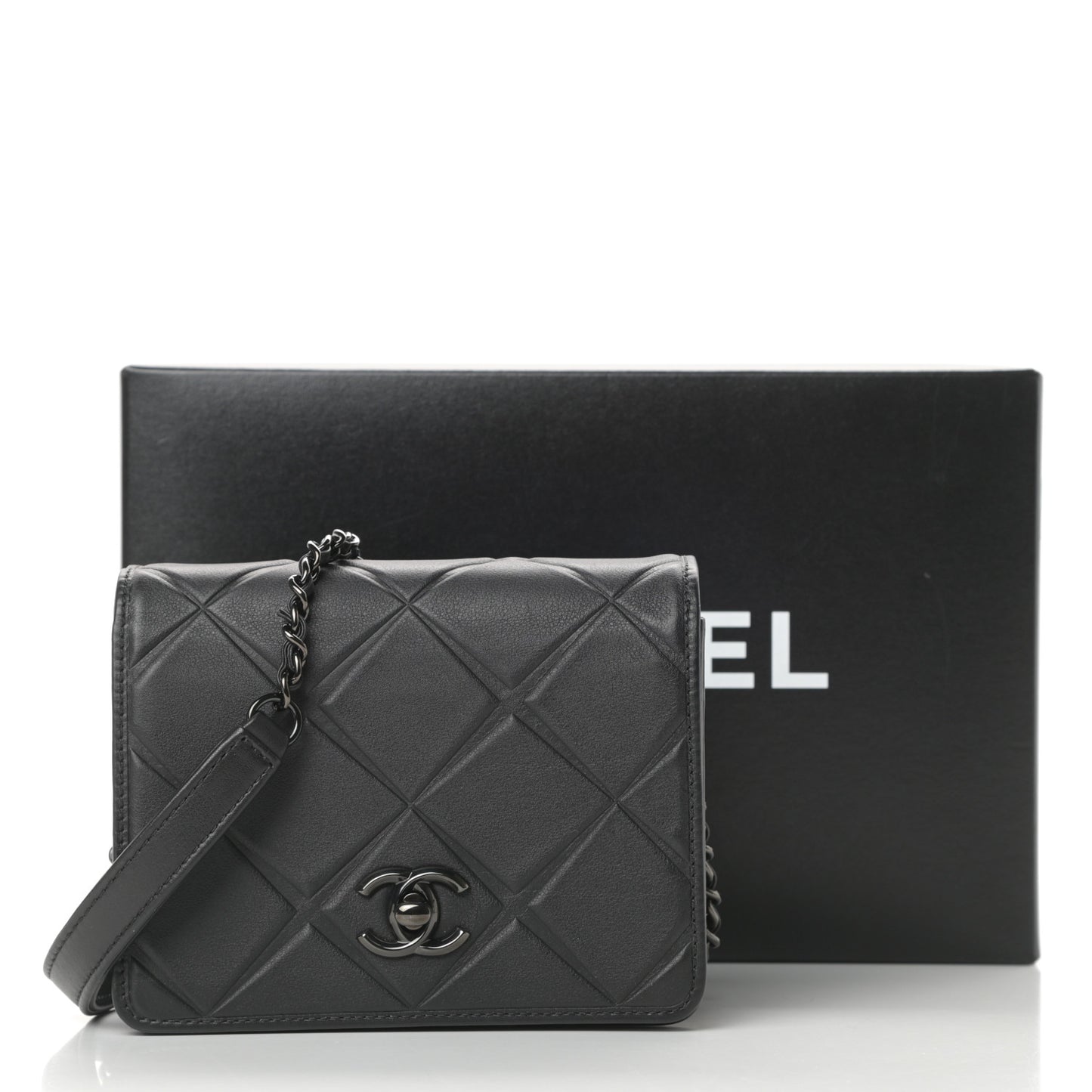 Calfskin Mini Propeller Flap Black