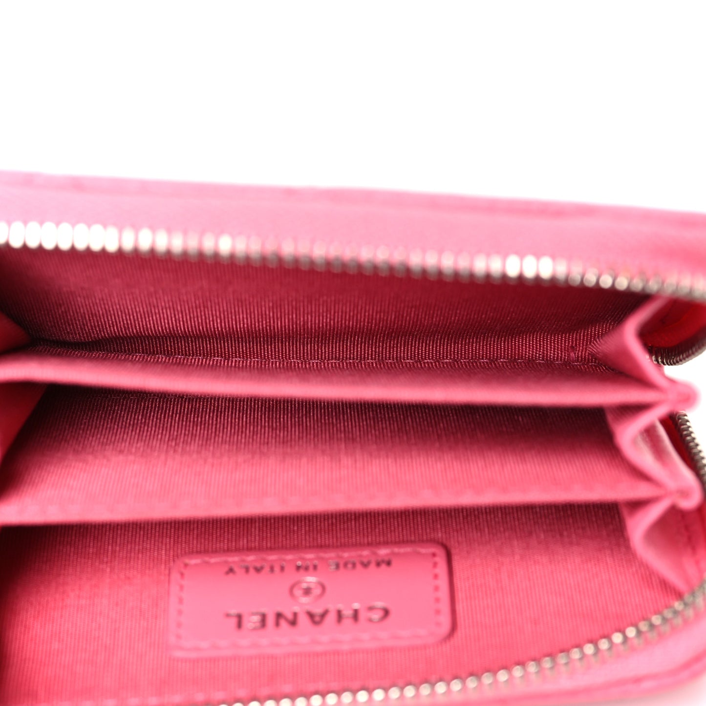 Caviar Quilted Incognito Zip Coin Purse Pink
