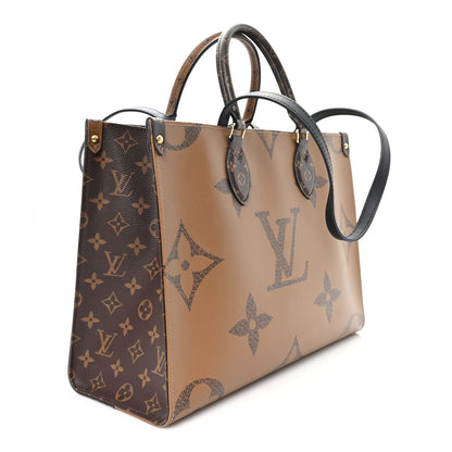 Louis Vuitton Reverse Monogram Giant Onthego MM 3 of 10