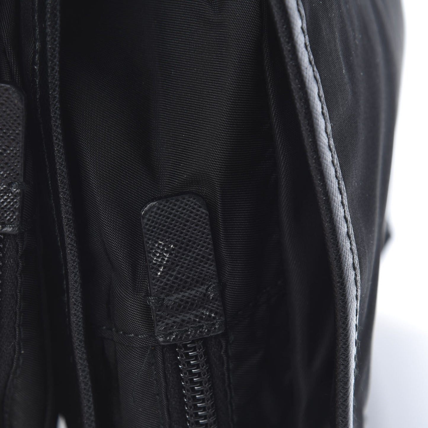 Nylon Tessuto Saffiano Travel Pouch Black