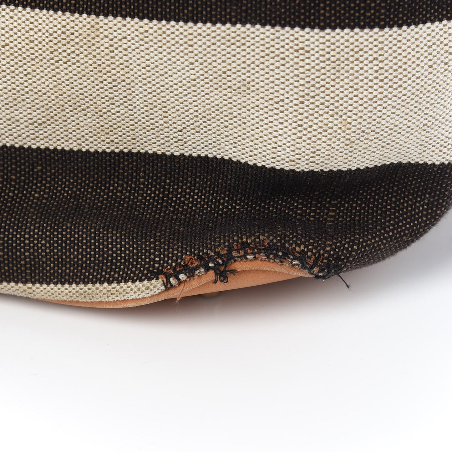 Canvas Mega Check Medium Ashby Hobo Saddle Brown
