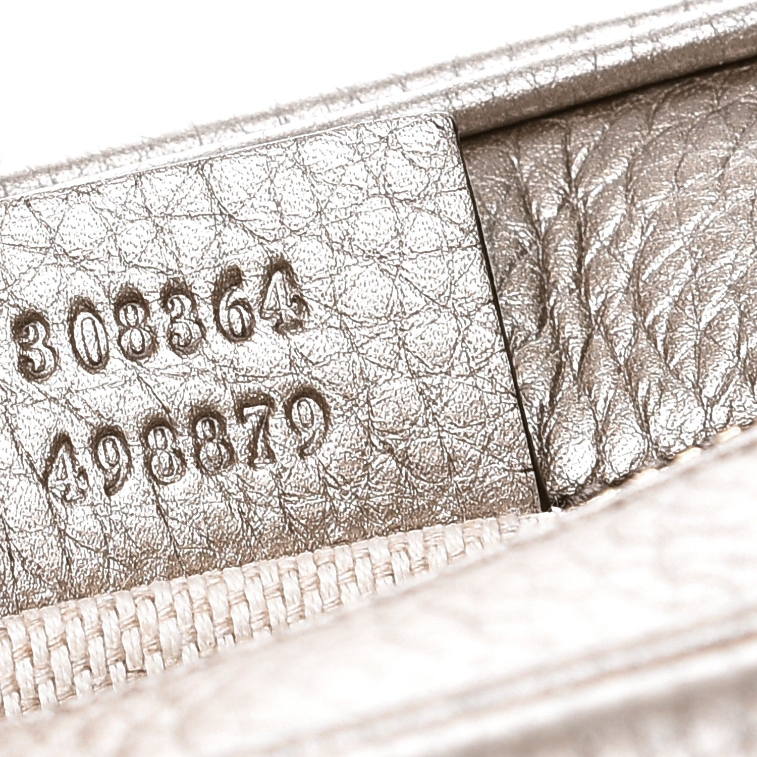 Gucci Metallic Pebbled Calfskin Small Soho Disco Bag Golden Beige 7 of 7