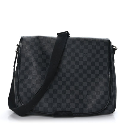 Louis Vuitton Damier Graphite Daniel GM 1 of 10