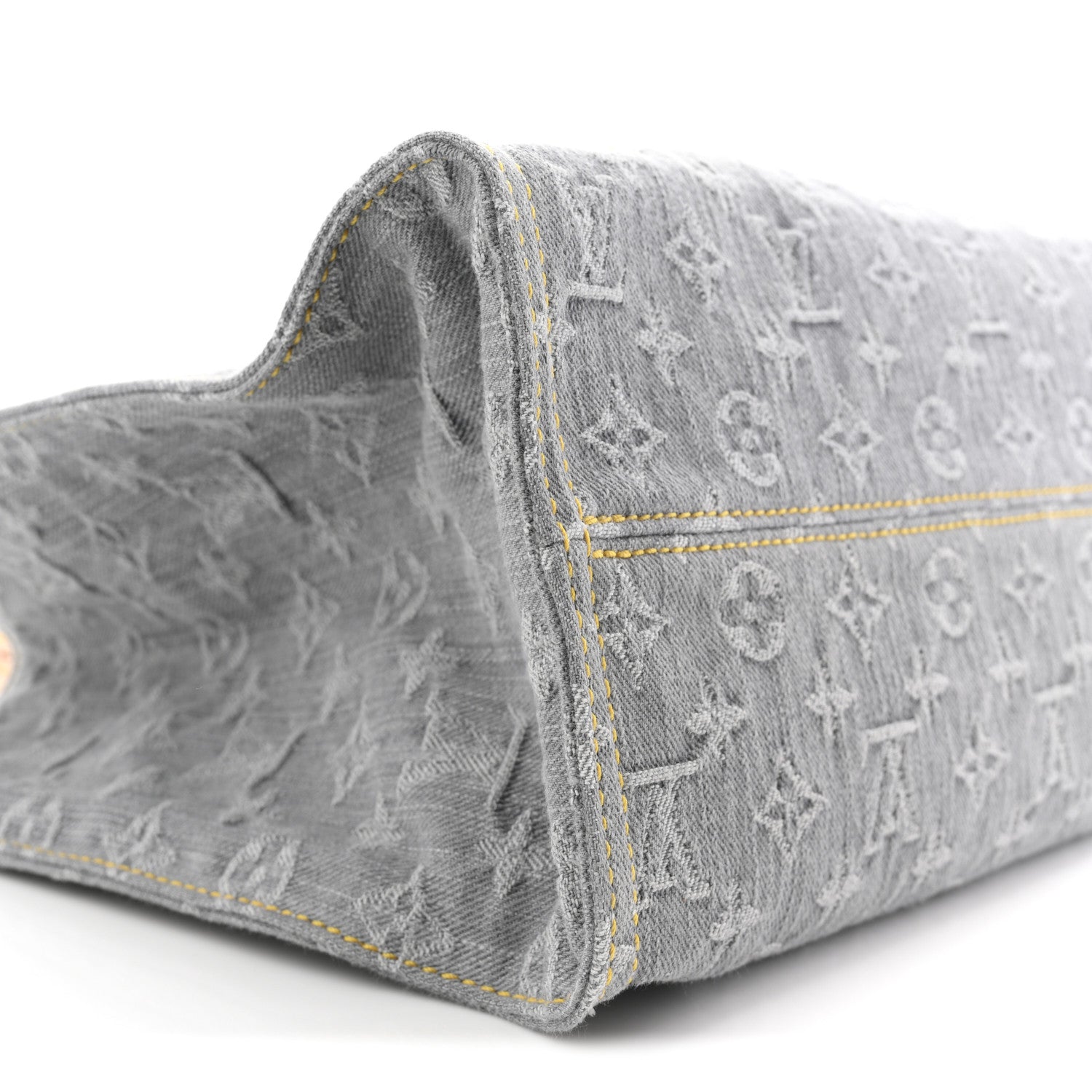 Louis Vuitton Monogram Denim Onthego MM Washed Grey 8 of 9