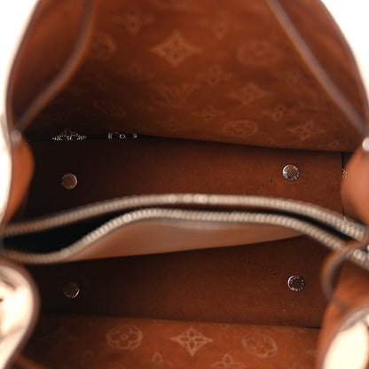 Louis Vuitton Mahina Muria Creme 5 of 9