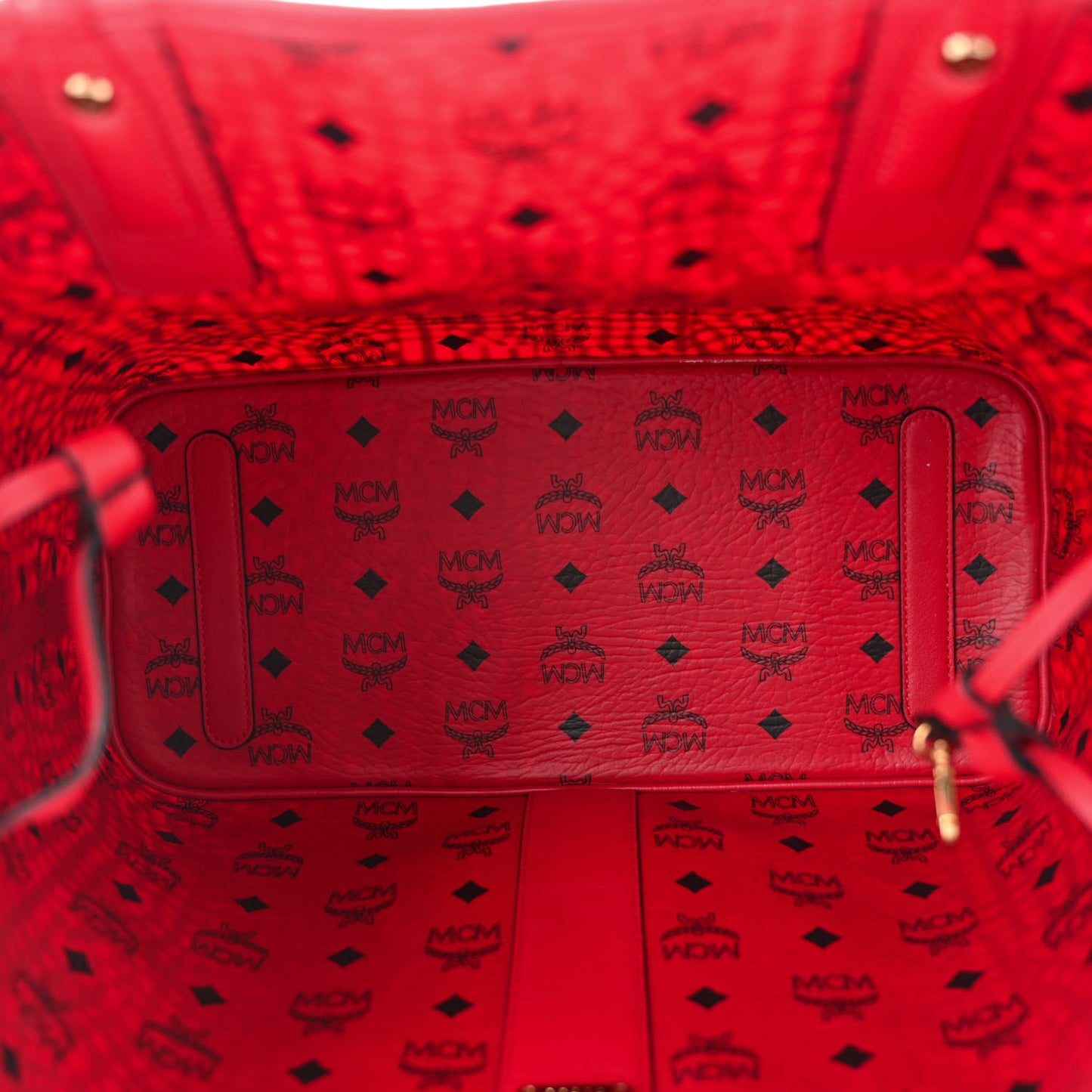 Visetos Medium Liz Reversible Shopper Tote Ruby Red