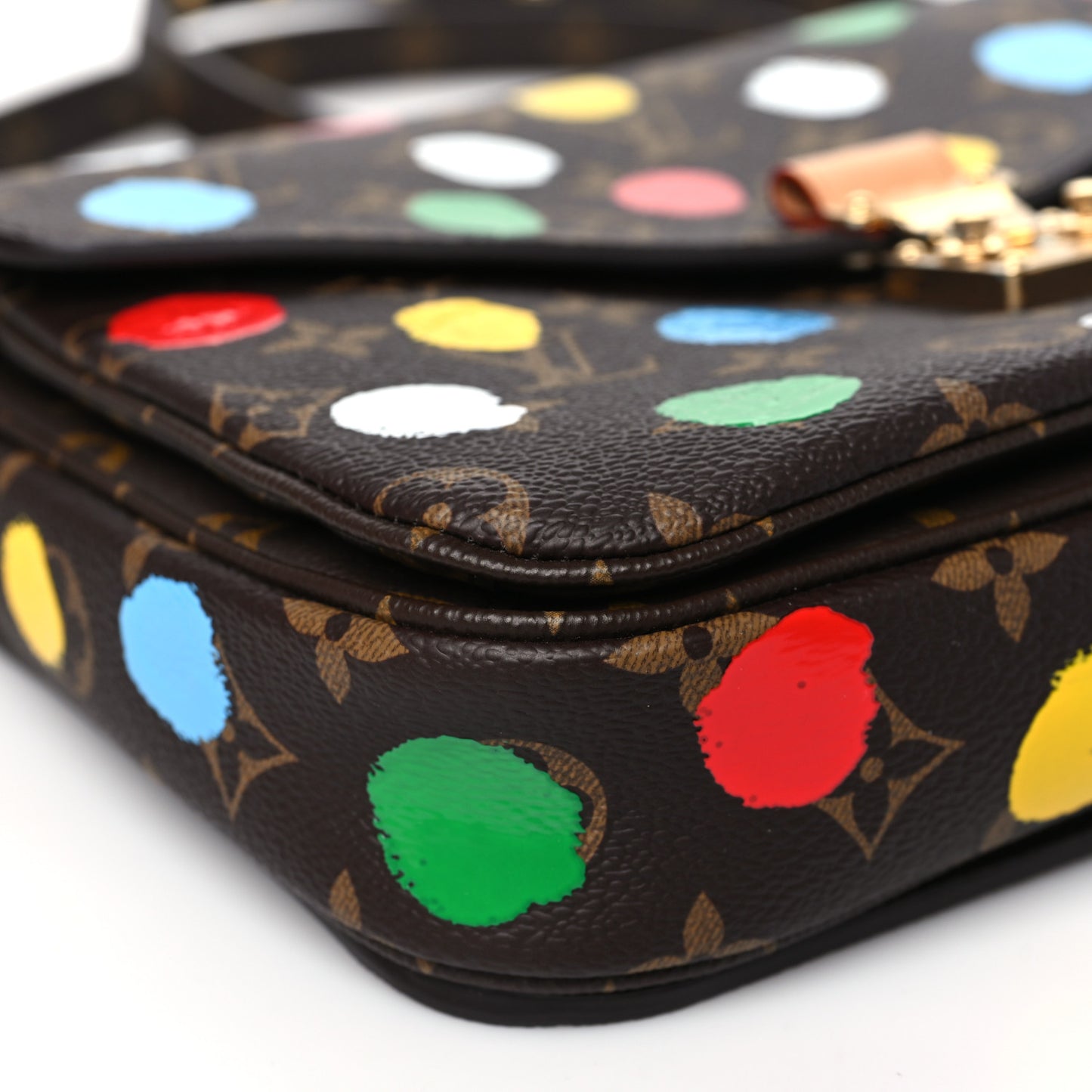 LV x YK Monogram Painted Dots Pochette Metis