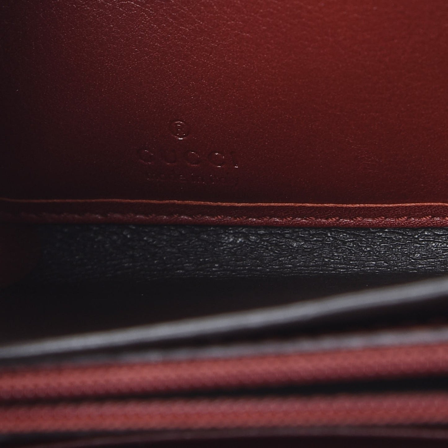 Guccissima Sukey Zip Around Wallet Red