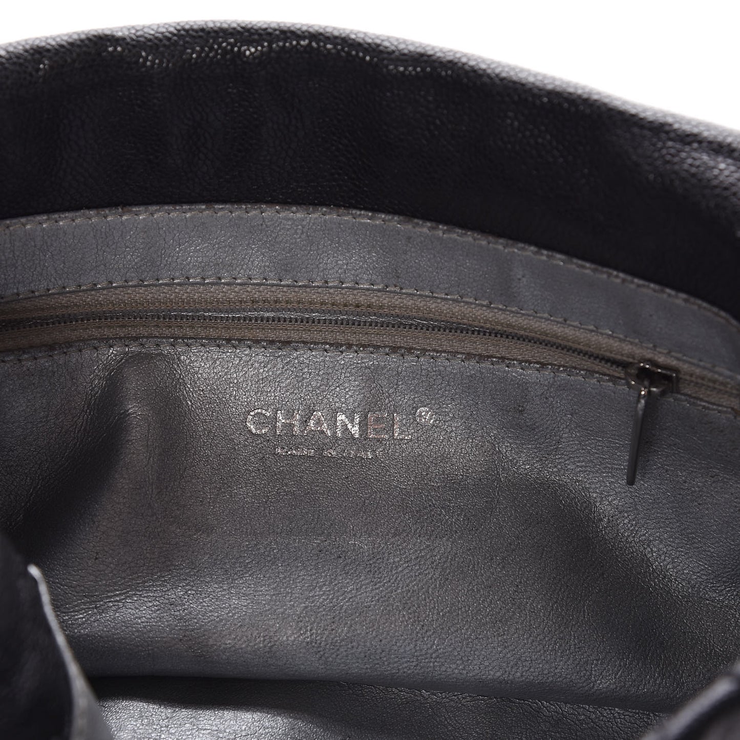 Glazed Caviar Quilted Modern Chain Flap Black