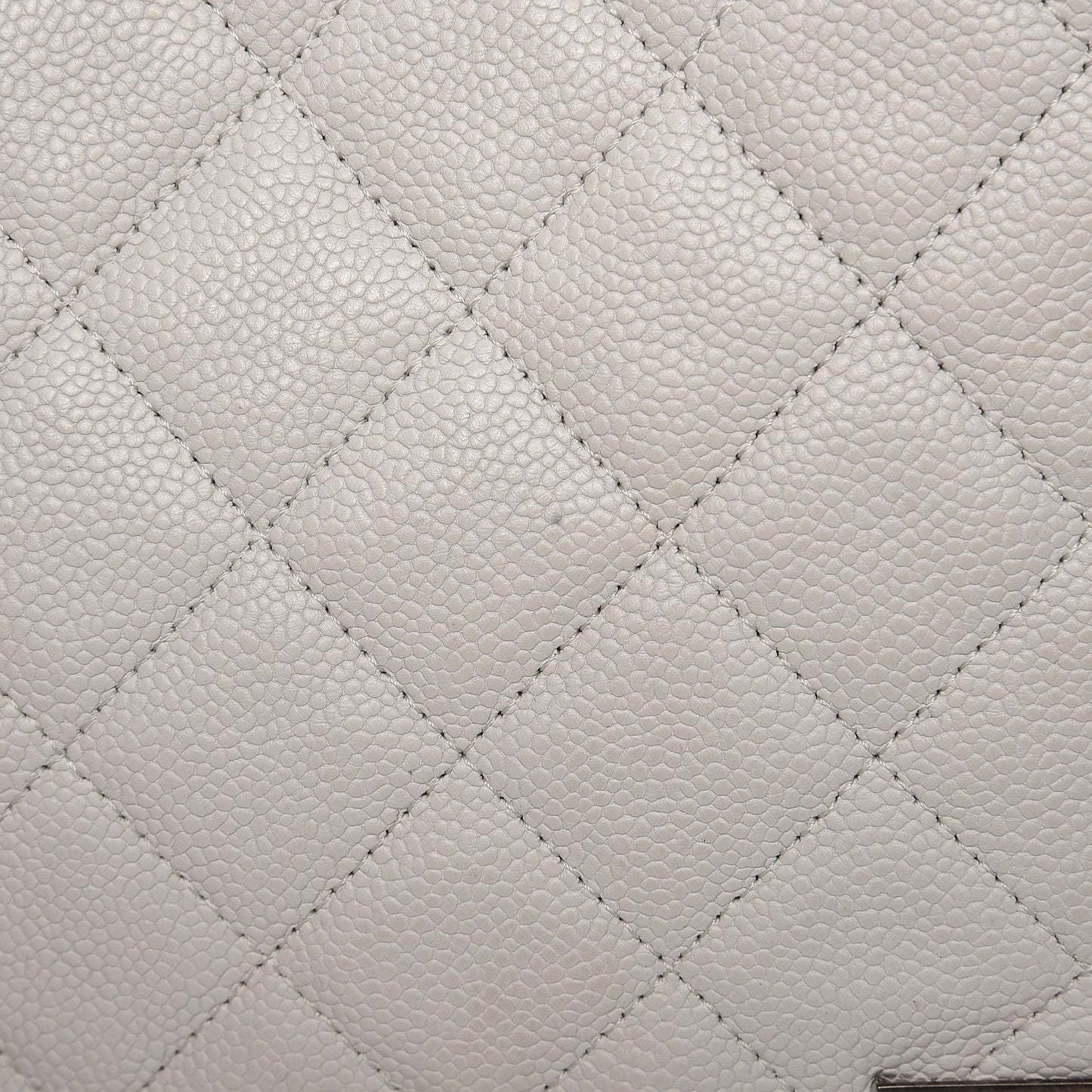 Caviar Quilted 2.55 Reissue 226 Flap White