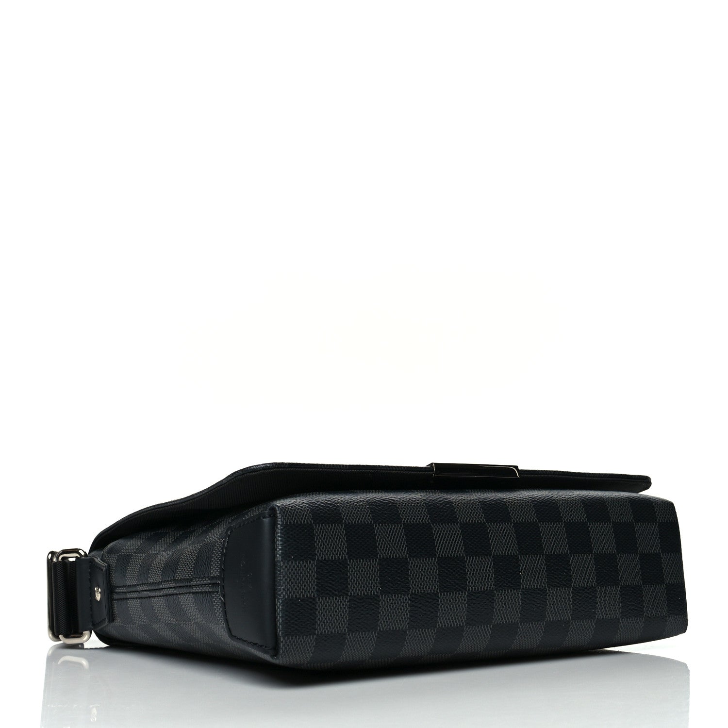 Louis Vuitton Damier Graphite District PM 3 of 8