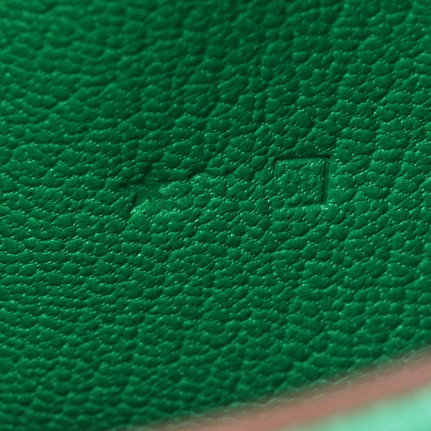 Chevre Mysore Bearn Gusset Wallet Menthe