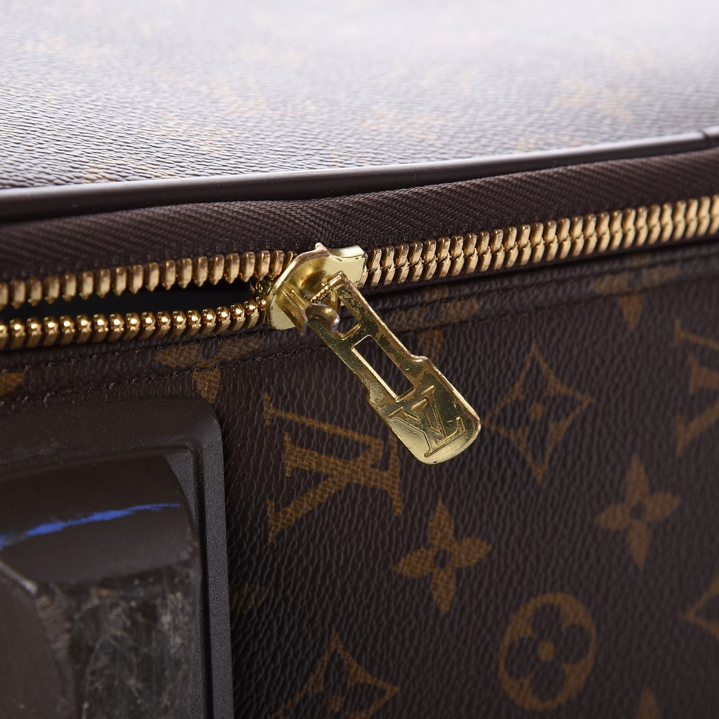 Monogram Pegase 70