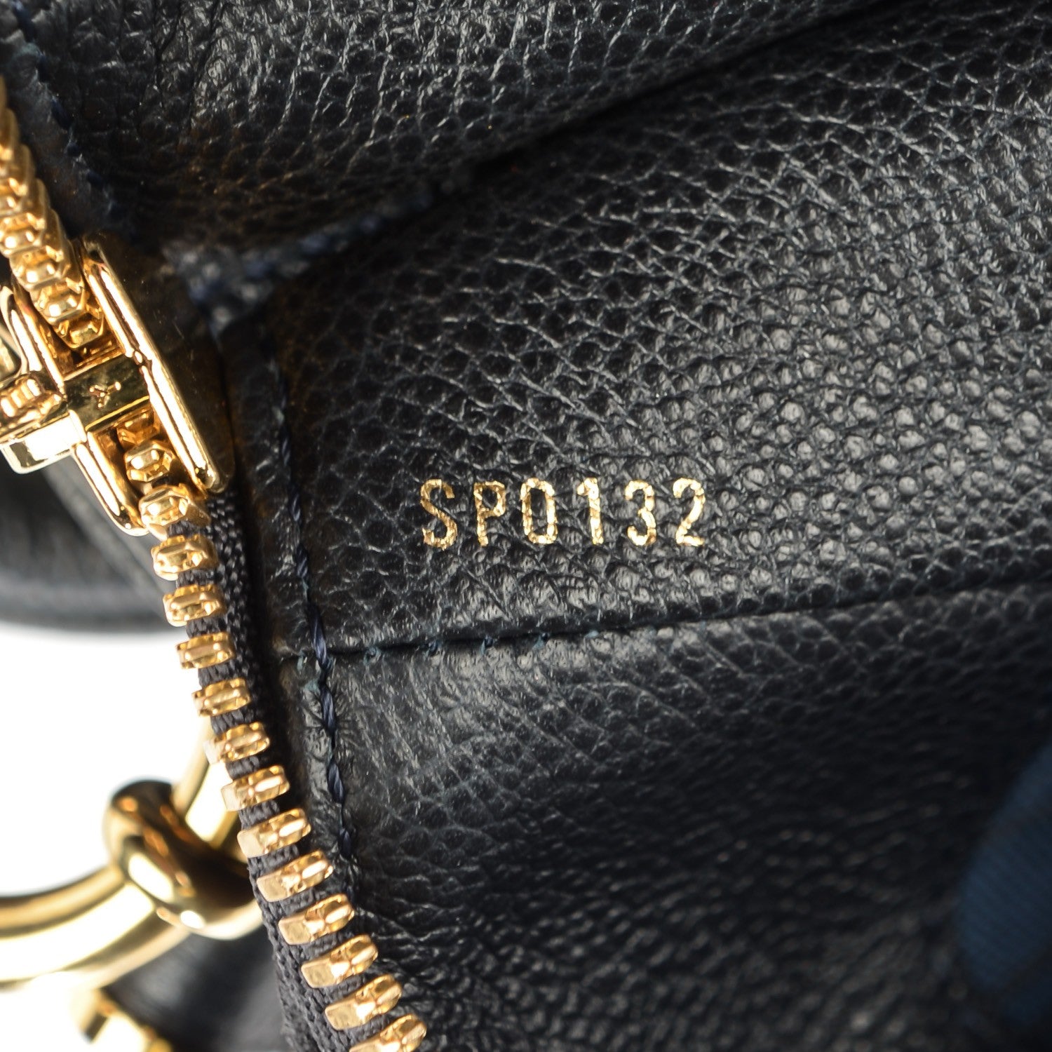 Louis Vuitton Empreinte Suede Audacieuse MM Infini 7 of 7