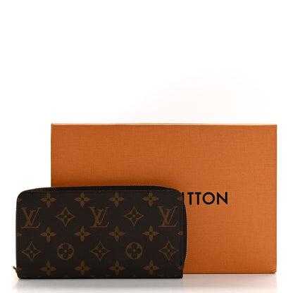Louis Vuitton Monogram Zippy Wallet 9 of 9