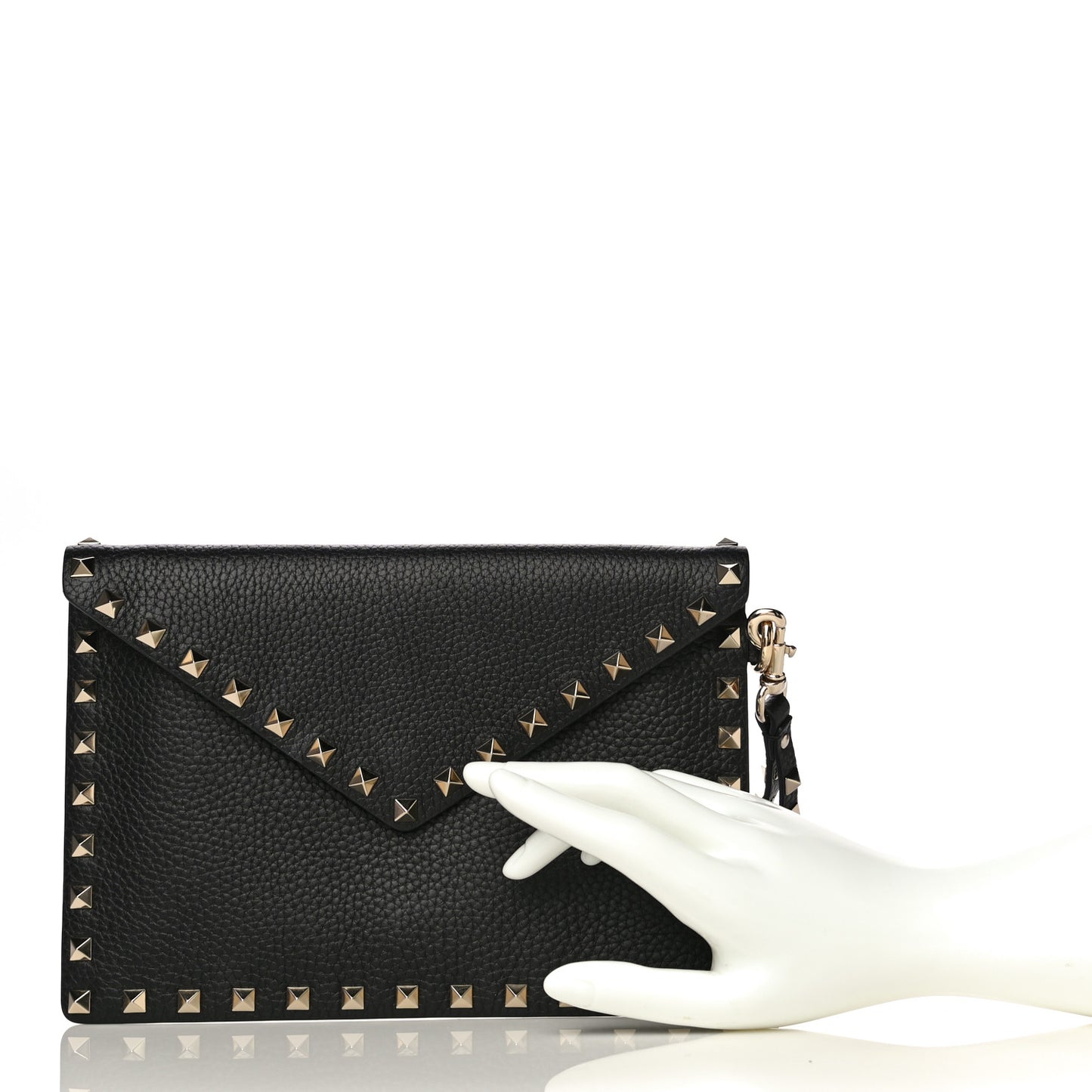 Pebbled Calfskin Medium Rockstud Envelope Flat Wristlet Pouch Black
