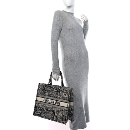 Christian Dior Canvas Embroidered Large Dioriviera Toile De Jouy Reverse Book Tote Blue 2 of 13