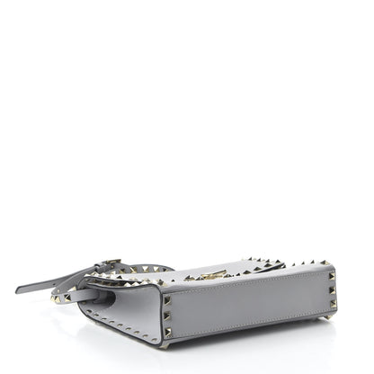 Valentino Garavani Vitello Medium Rockstud Flip Lock Crossbody Bag Pastel Grey 4 of 9