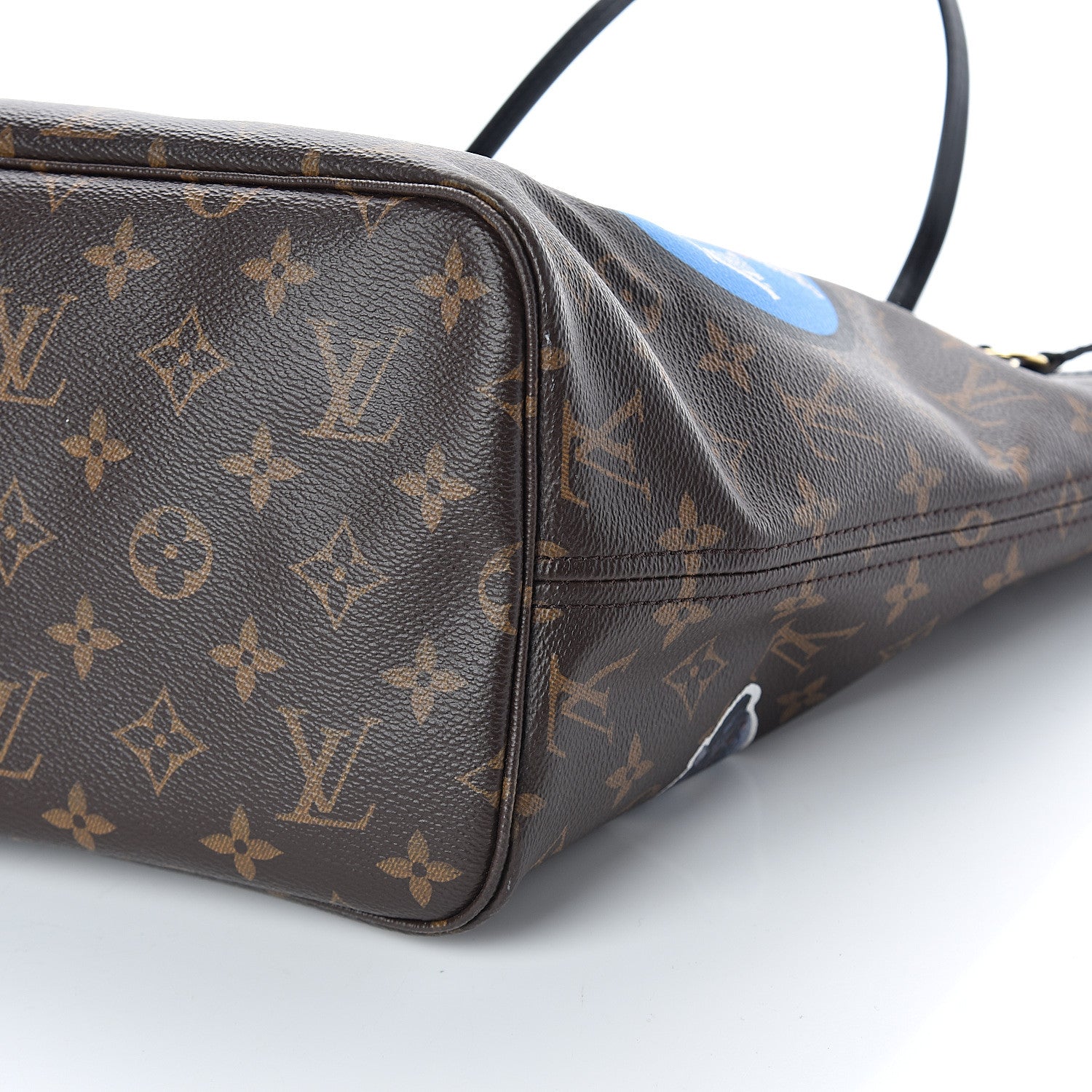 Louis Vuitton Monogram World Tour Neverfull MM 8 of 8