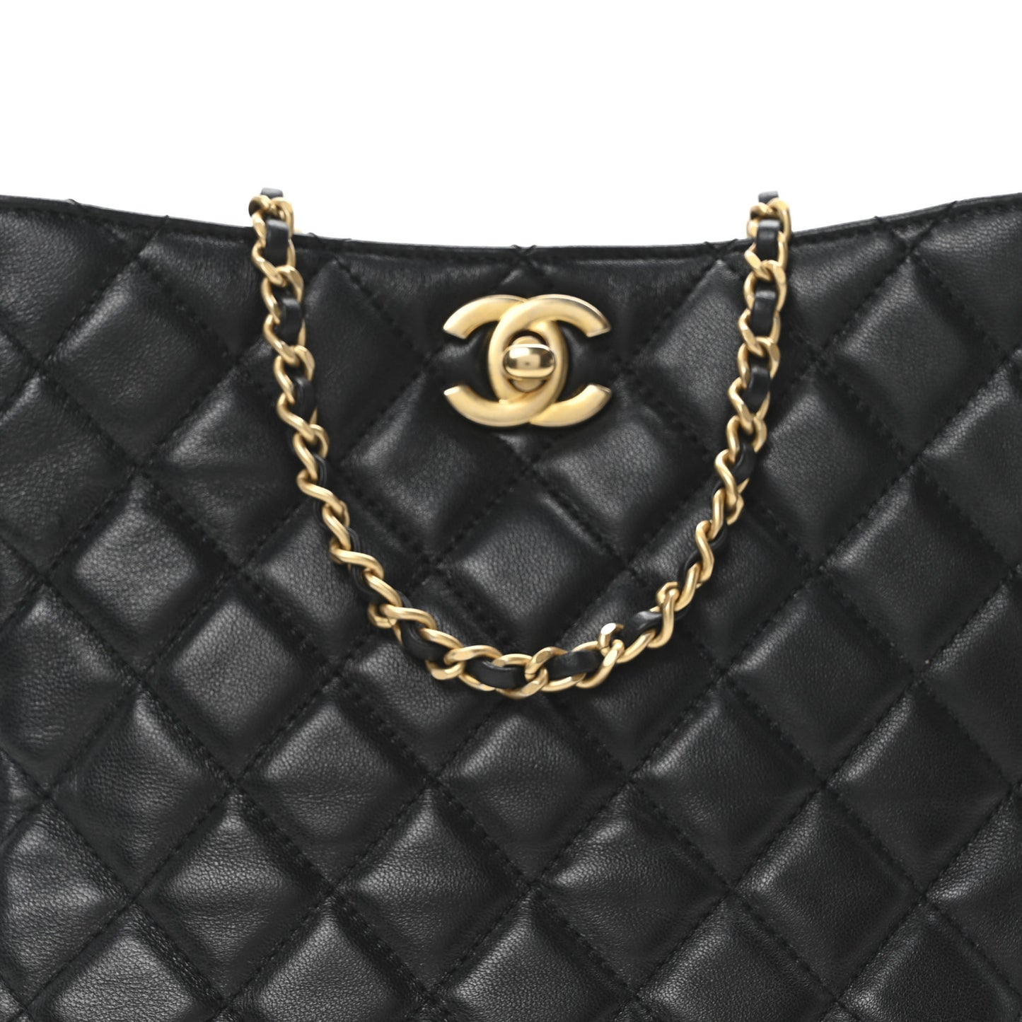 Lambskin Quilted Small Pearl Crush Hobo Black