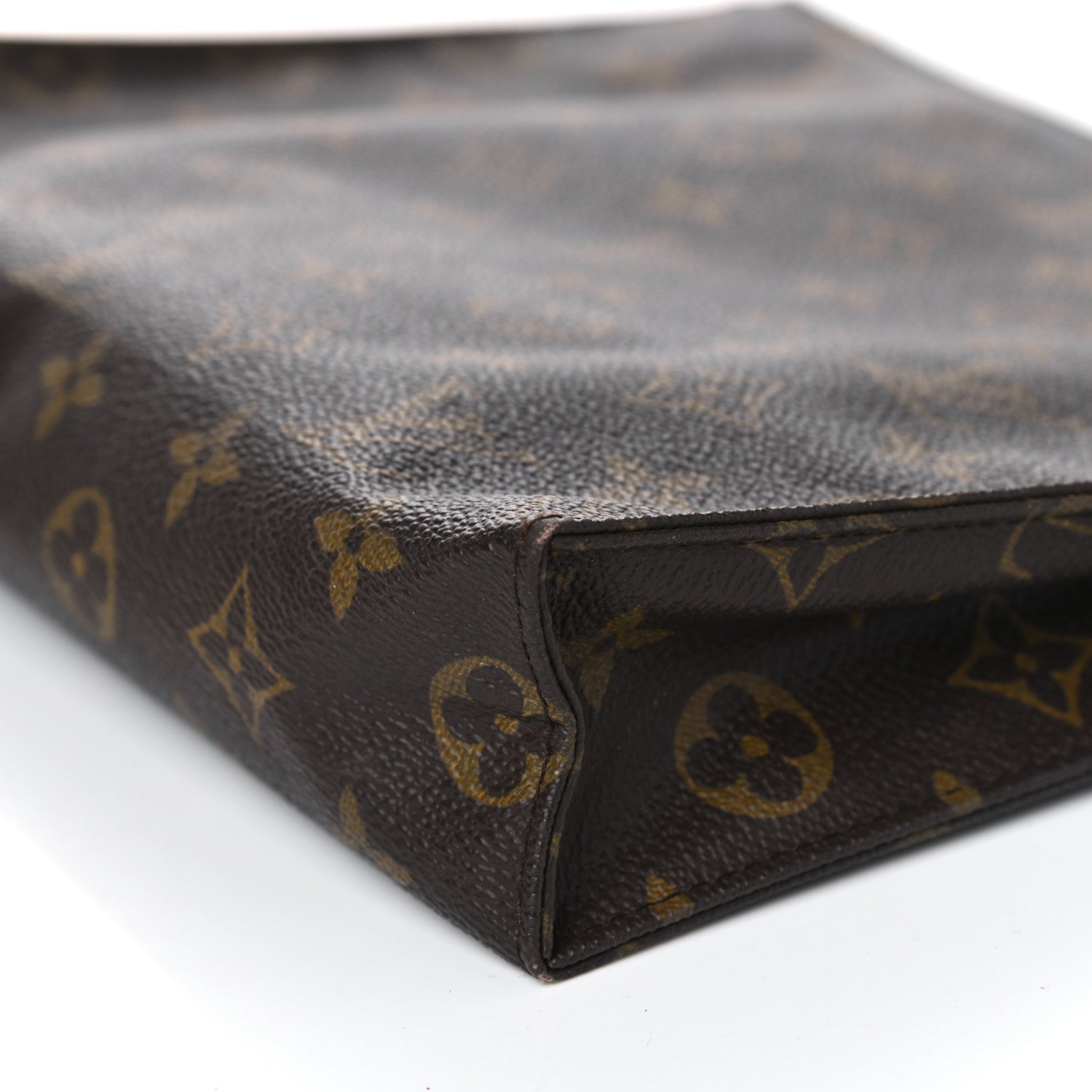 Louis Vuitton Monogram Toiletry Pouch 26 8 of 12