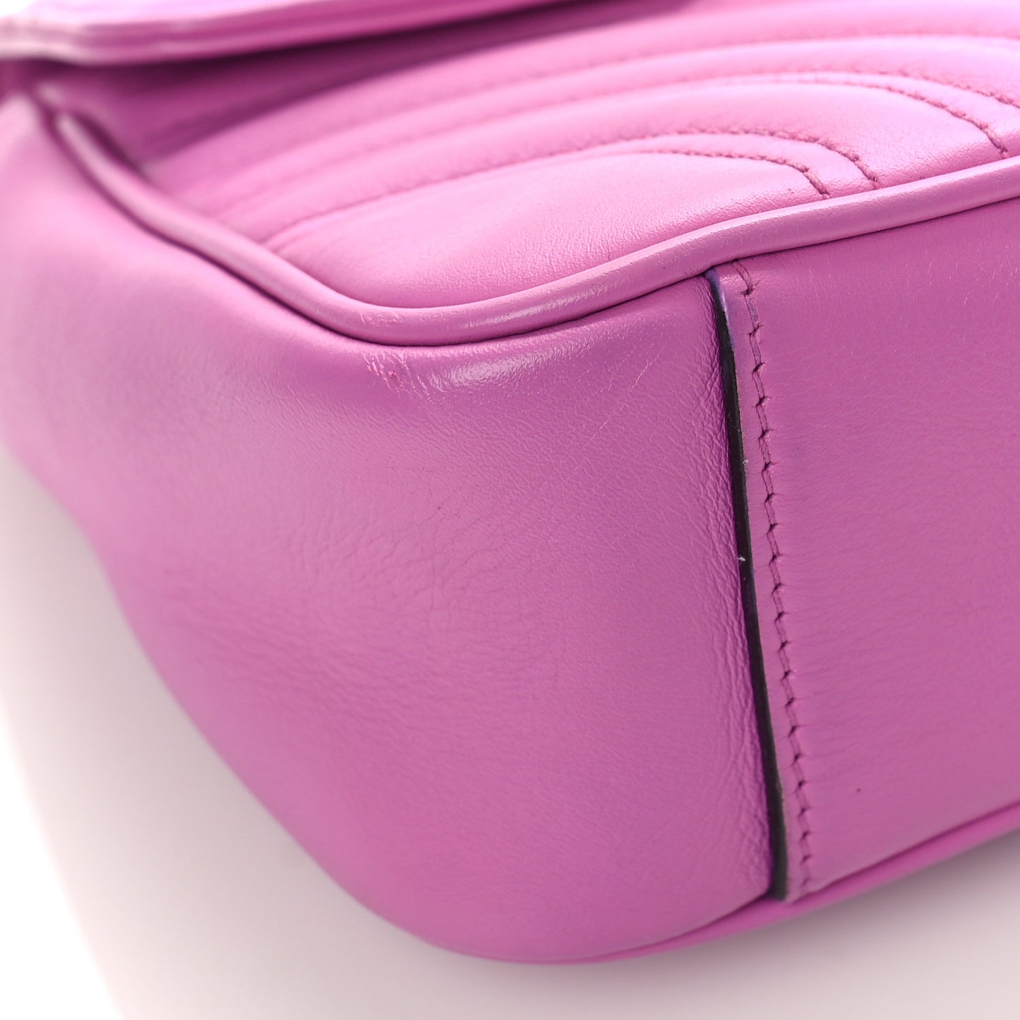 Calfskin Matelasse Small GG Marmont Shoulder Bag Candy Mousse