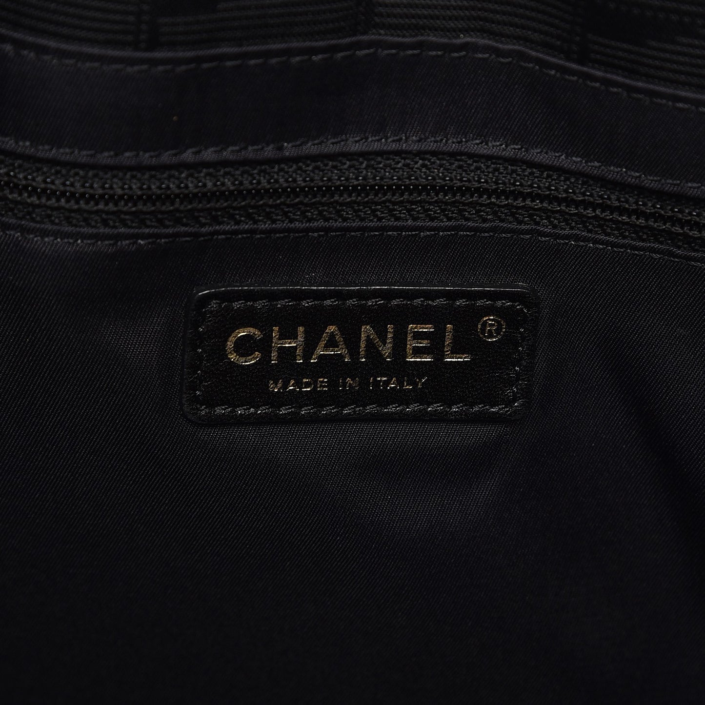 Nylon Large Travel Tote Black