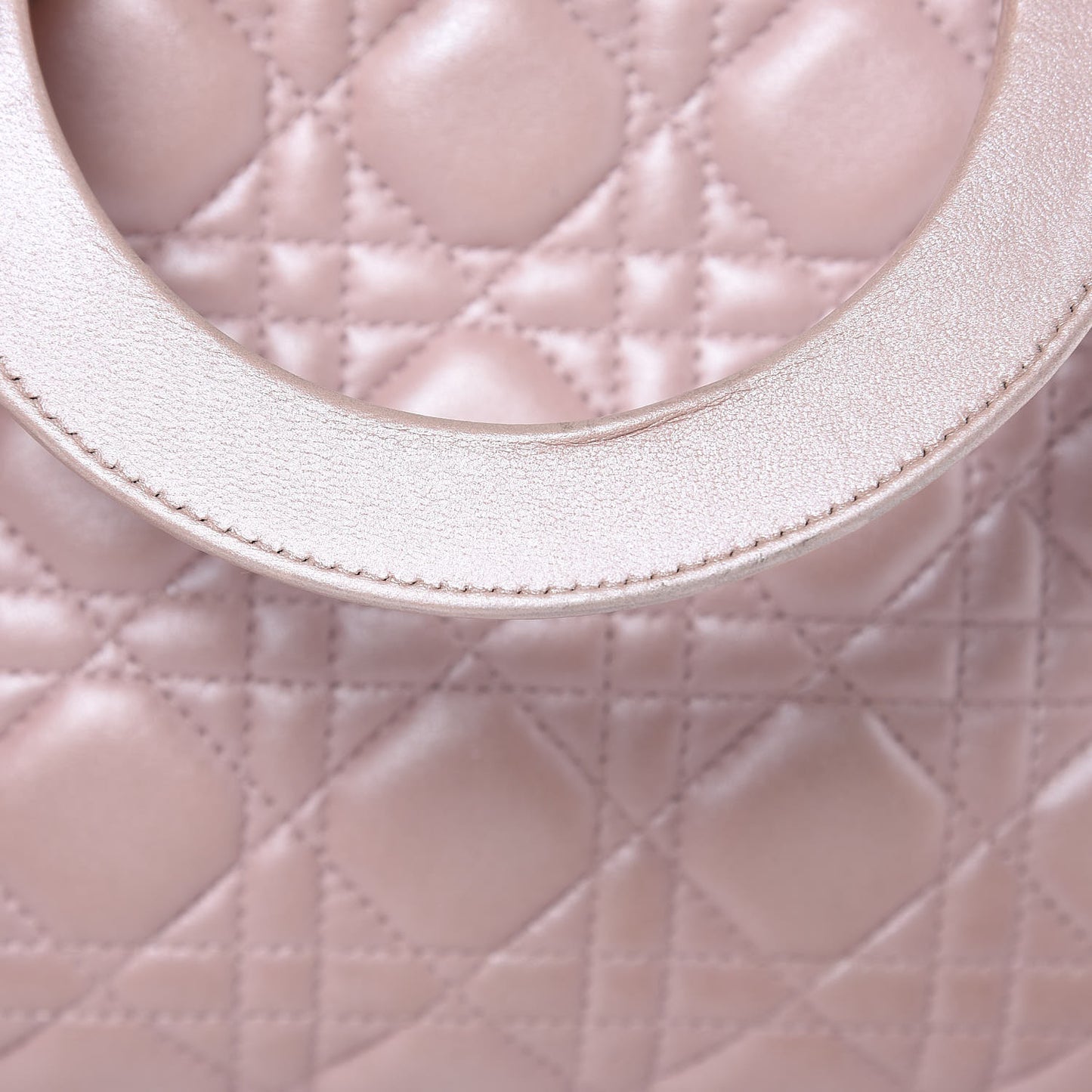 Pearly Lambskin Cannage Medium Lady Dior Lotus