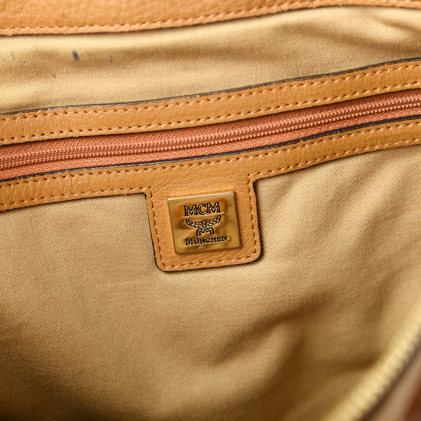Visetos Medium Essentials Shopper Tote Cognac
