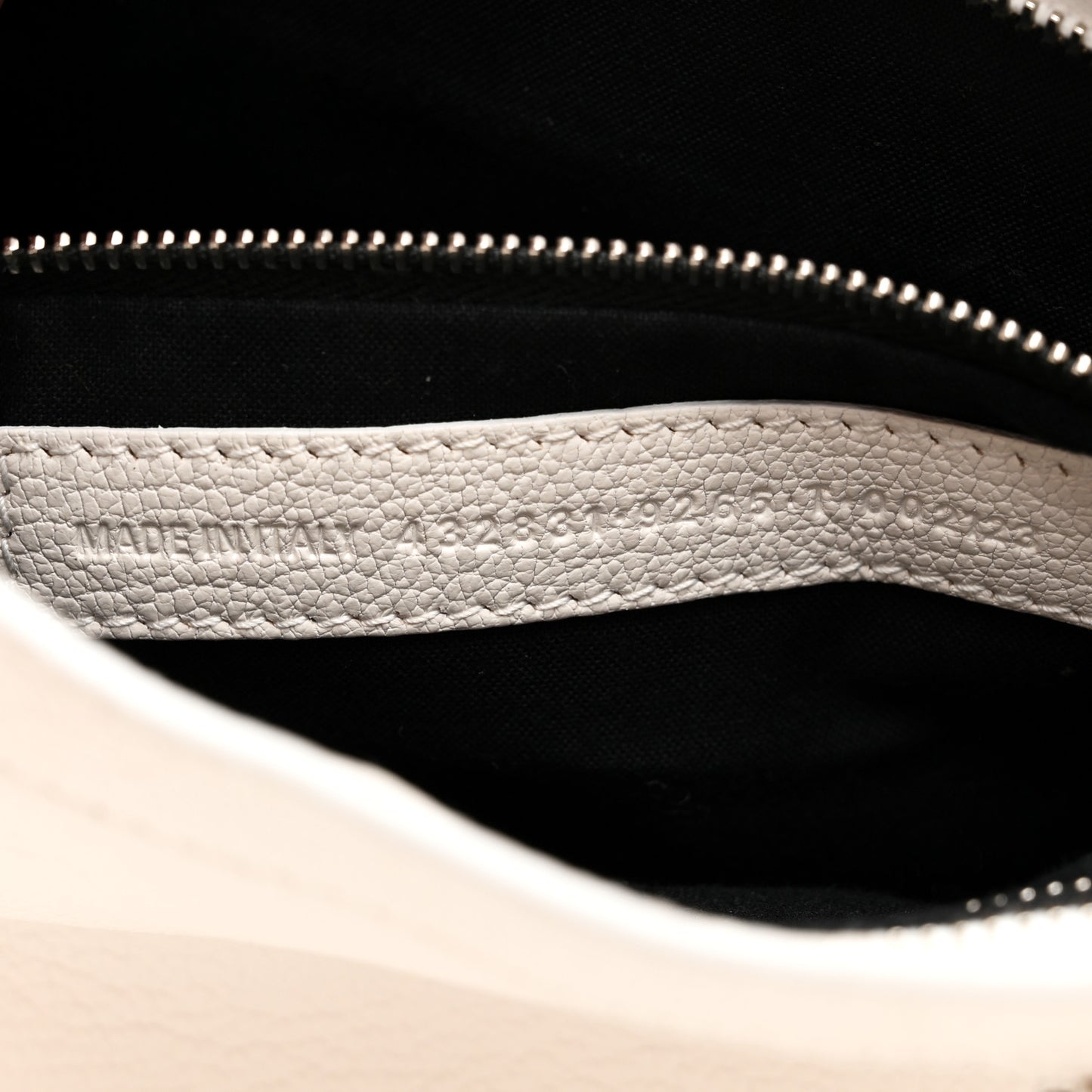 Chevre Silver Metallic Edge Hardware S City White