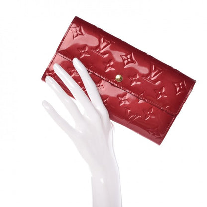 Louis Vuitton Vernis Sarah Wallet Pomme D'Amour 2 of 8